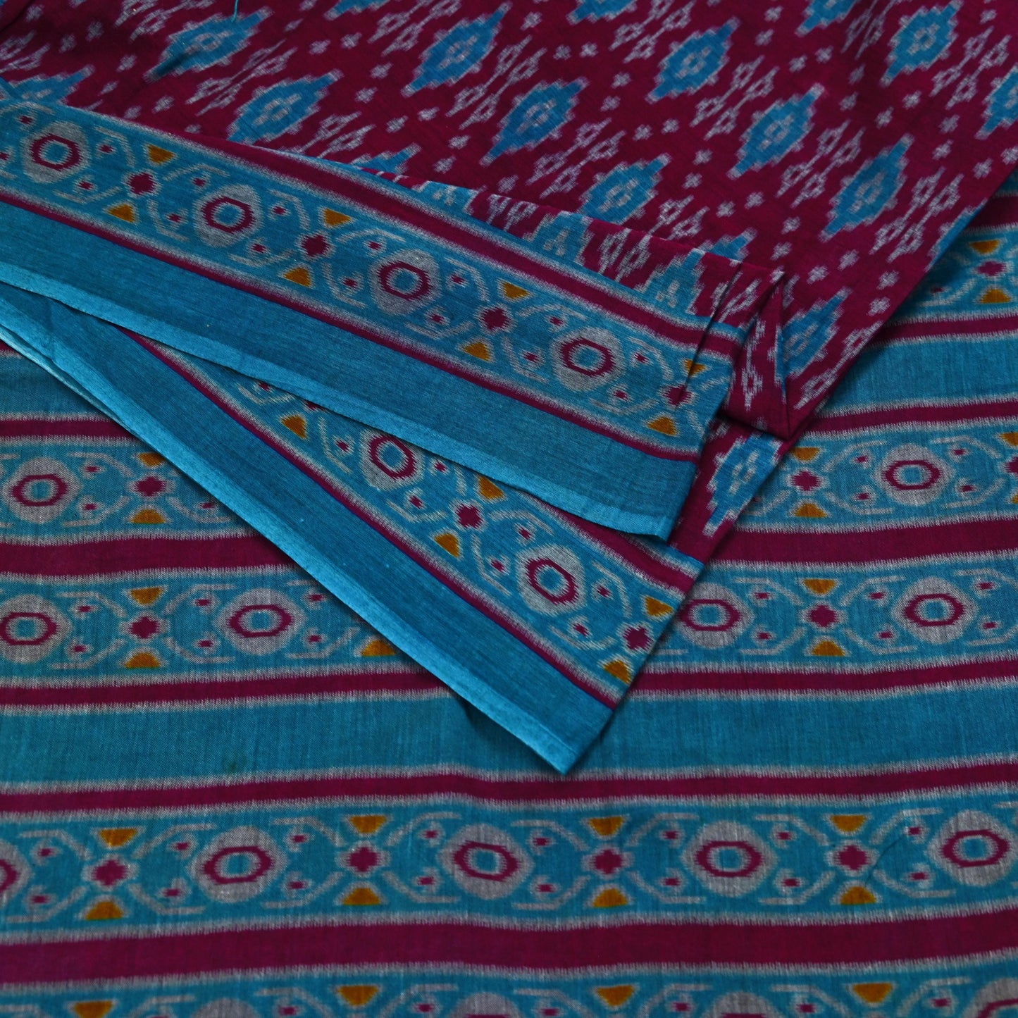Indian Vintage Sari Maroon & Blue Printed Sarees Pure Cotton Craft Fabric Soft 5Yd Sewing Sarong Wrap Boho Floral Dress making Quilting