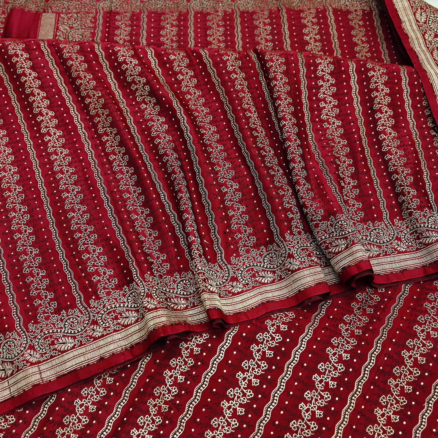 Indian Vintage Heavy Maroon Banarasi Saree | 5 Yards Pure Satin Silk | Woven Brocade Zari Floral| Pure Metallic Zari Fabric for Dressmaking