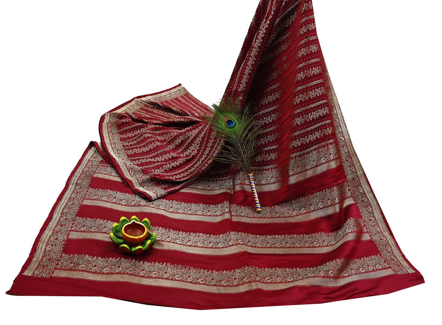 Indian Vintage Heavy Maroon Banarasi Saree | 5 Yards Pure Satin Silk | Woven Brocade Zari Floral| Pure Metallic Zari Fabric for Dressmaking