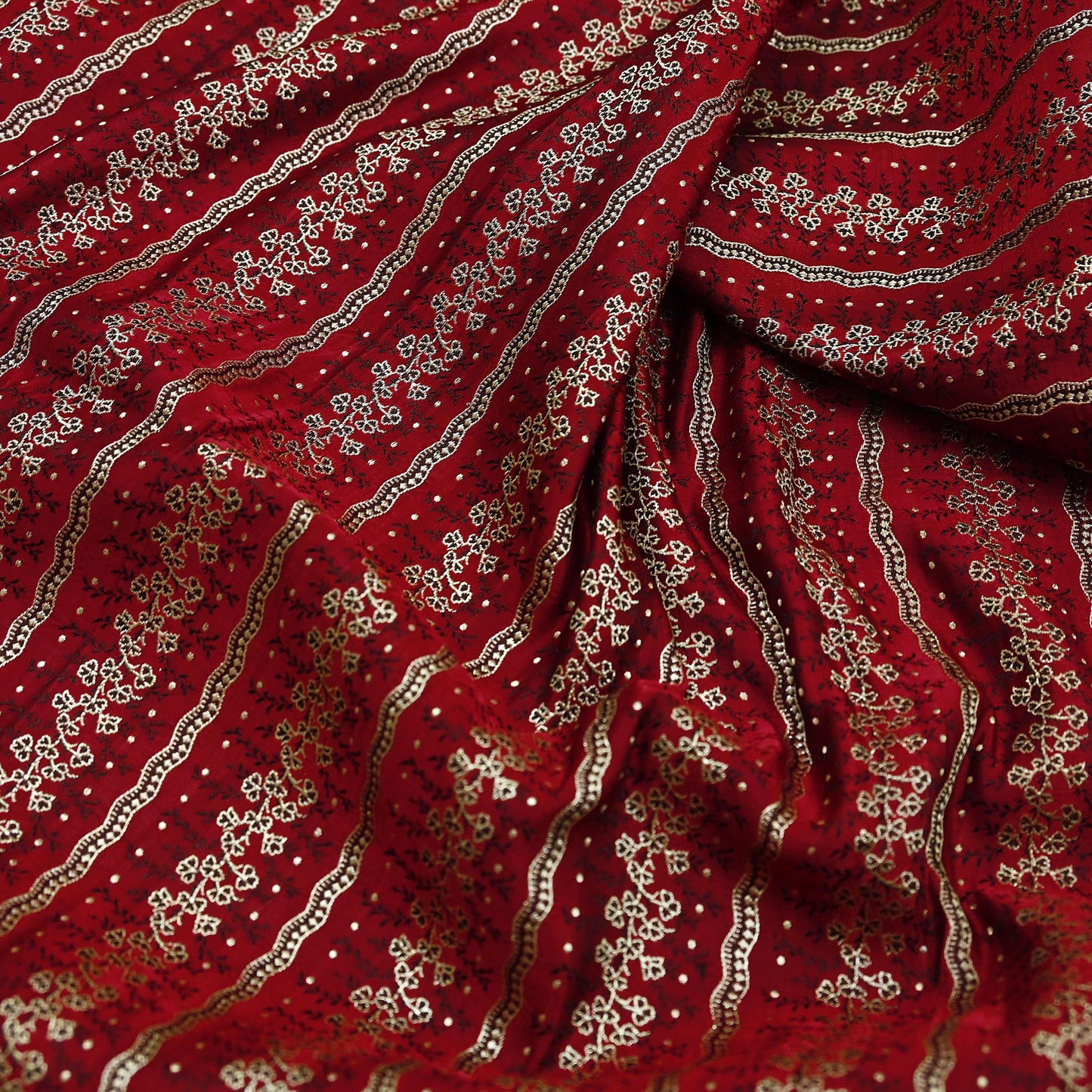 Indian Vintage Heavy Maroon Banarasi Saree | 5 Yards Pure Satin Silk | Woven Brocade Zari Floral| Pure Metallic Zari Fabric for Dressmaking