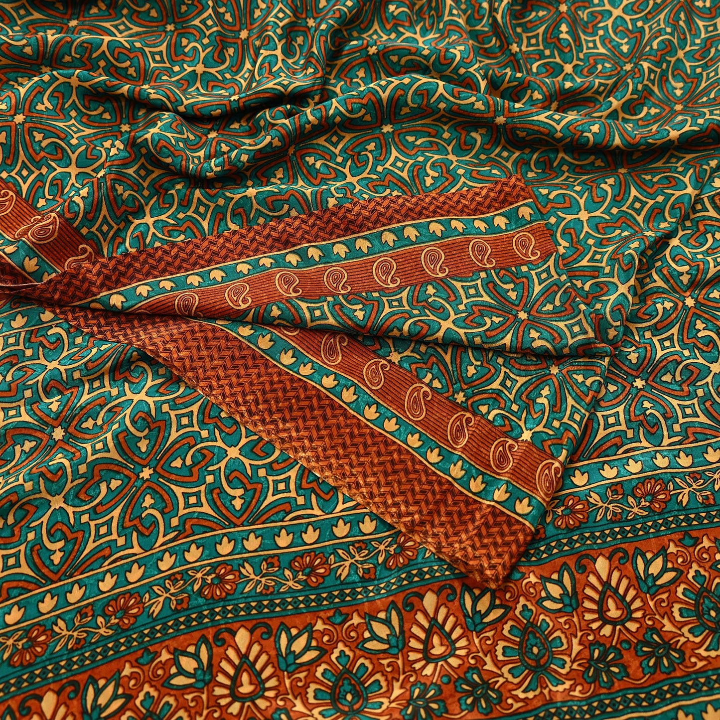 Indian Vintage Green Moss Crepe Saree | Printed Floral Sari Fabric | 5 Yards | Soft Craft Fabric for Sewing, Dressmaking, Quilting,Upcycling