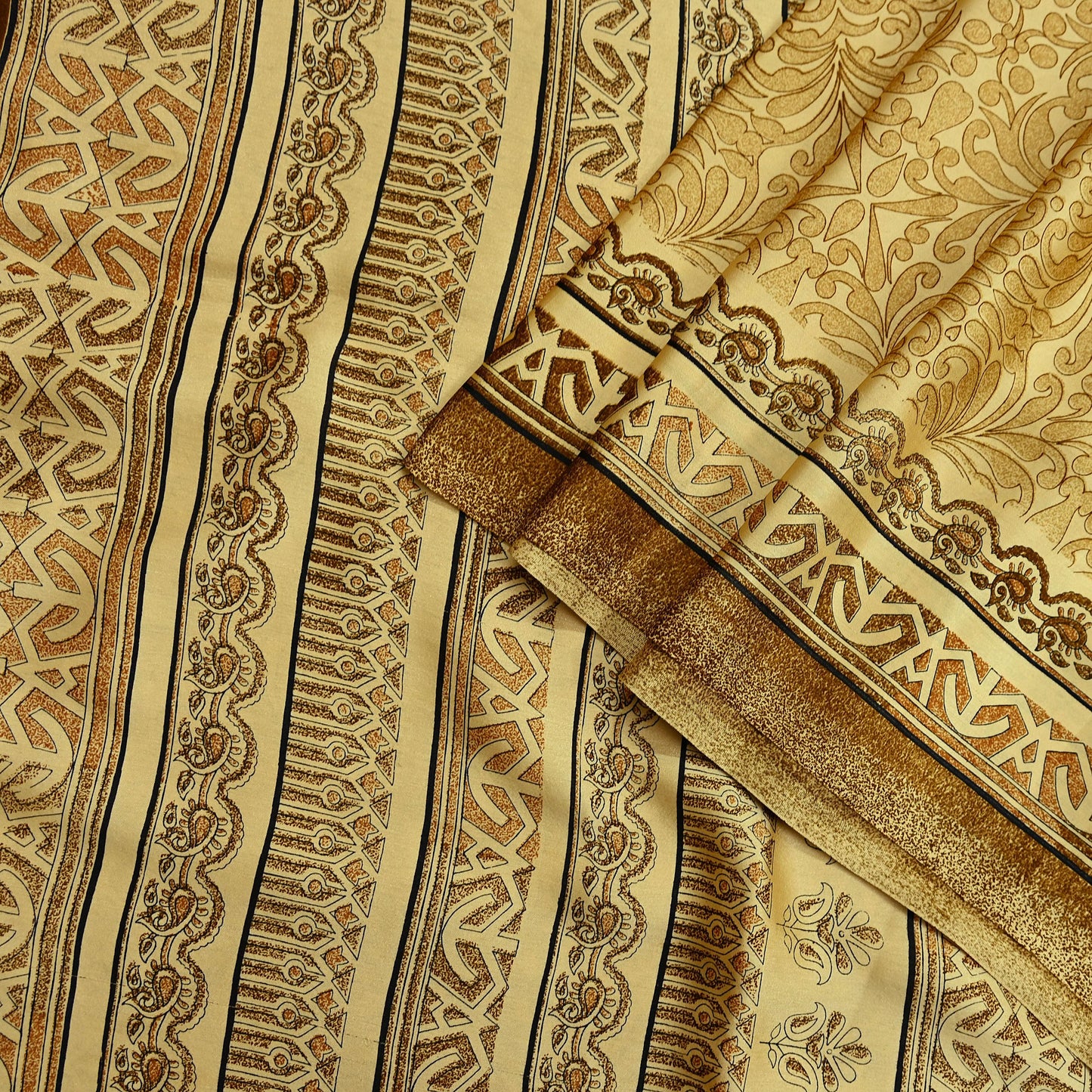 Indian Vintage Beige Digital Printed Satin Saree Artificial Silk Fabric 5 Yards Floral Craft Fabric for Sewing, Quilting, Dressmaking,