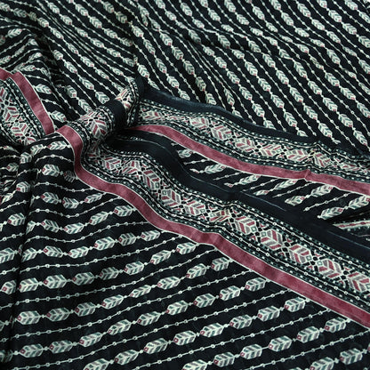 Indian Vintage Black Pure Silk Saree | Printed Floral & Striped Design | 6 Yards | Soft Craft Fabric for Dressmaking, Quilting,  Upcycling