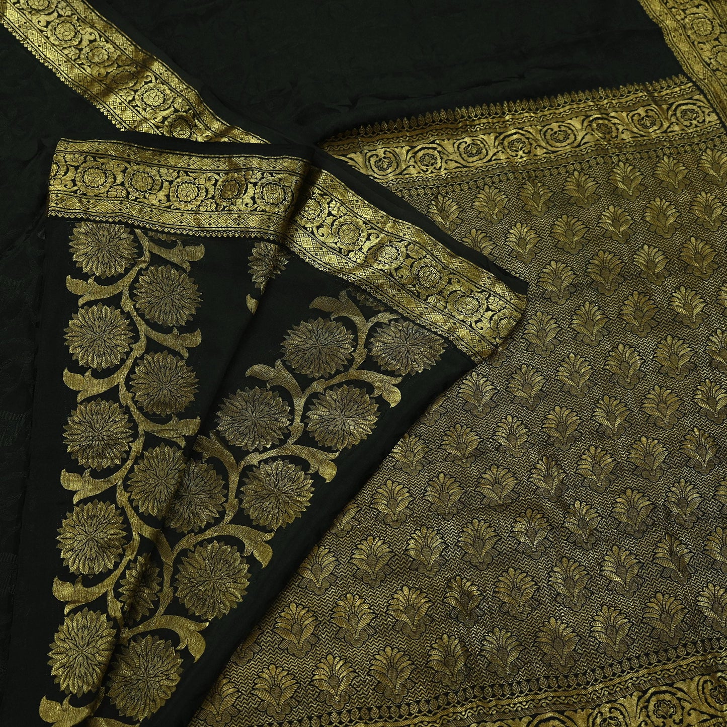 Indian Antique Vintage Black Kanjivaram Saree | Handwoven | 100% Pure Silk | Heavy Zari Work | 5 Yards Craft Fabric for Sewing, Dressmaking