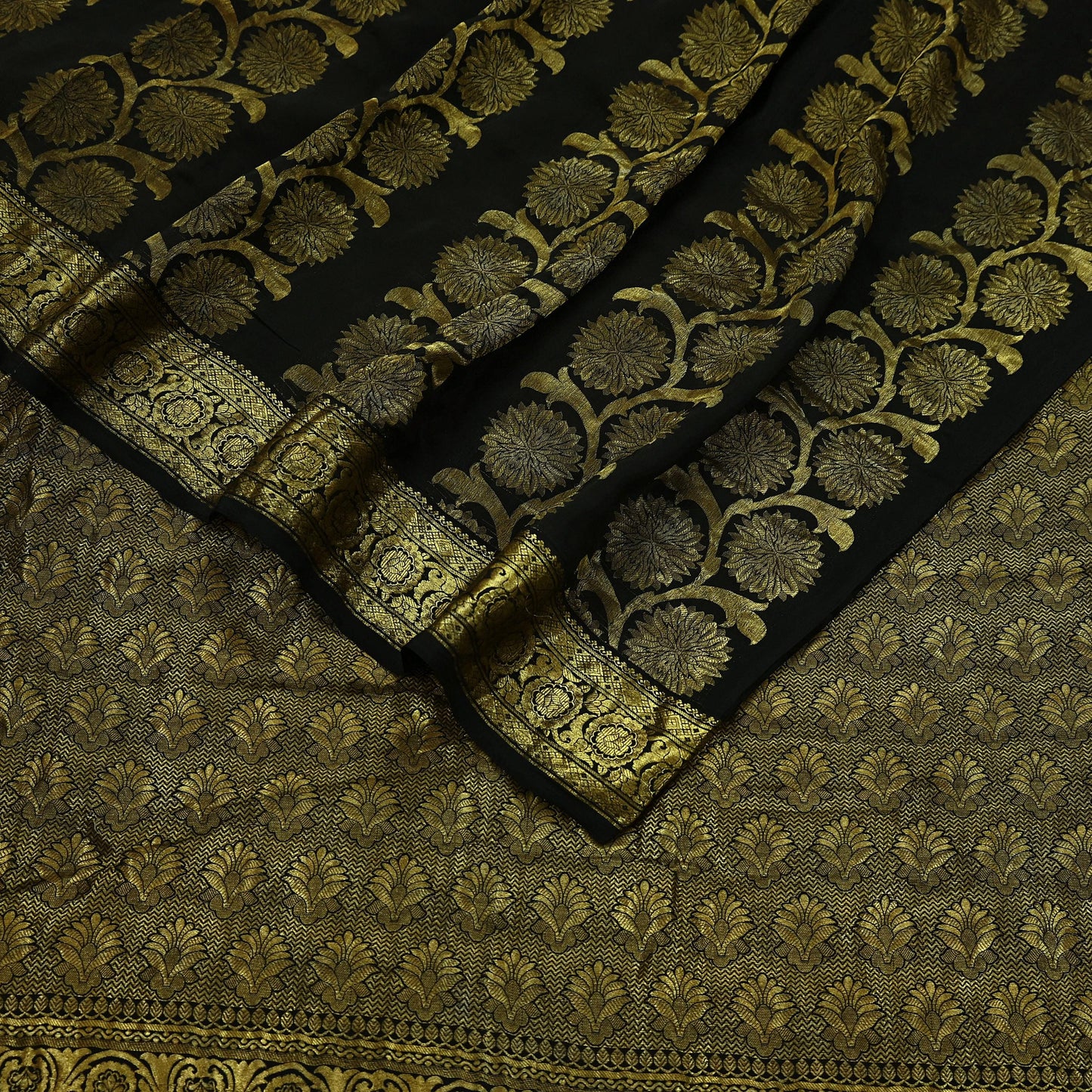 Indian Antique Vintage Black Kanjivaram Saree | Handwoven | 100% Pure Silk | Heavy Zari Work | 5 Yards Craft Fabric for Sewing, Dressmaking