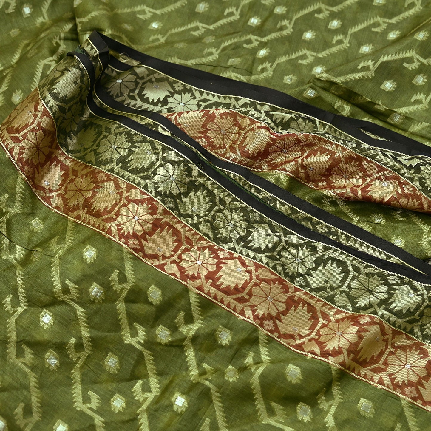 Indian Vintage Sari Pure Tussar Silk Hand Woven Sarees Craft Fabric 5Yd Sewing Ethnic Floral Dress Making Quilting For Crafting Upcycle