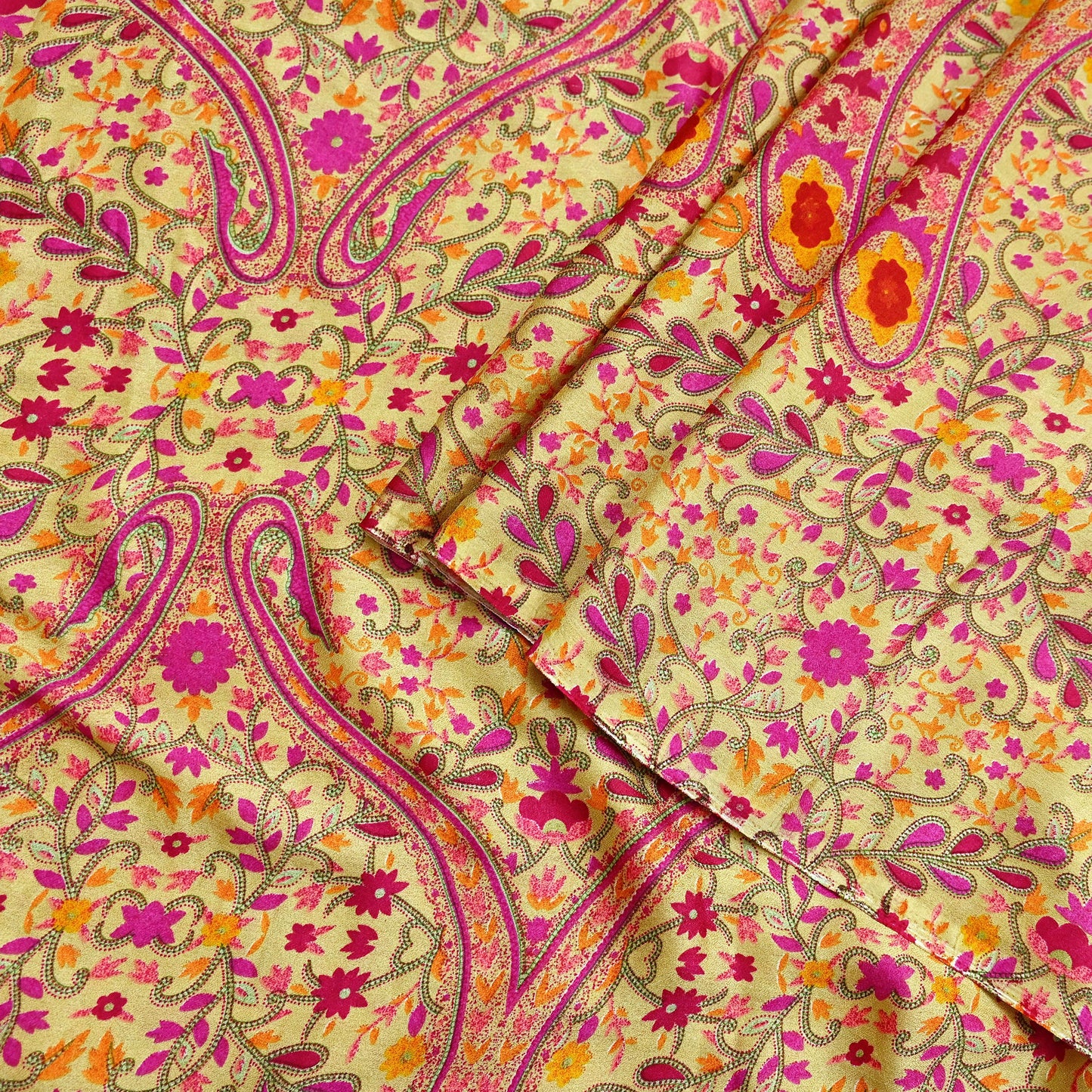 Indian Vintage Saree Beige Moss Crepe Printed Sari | 5 Yards | Floral Soft Fabric for Sewing, Dressmaking, Crafting, Quilting