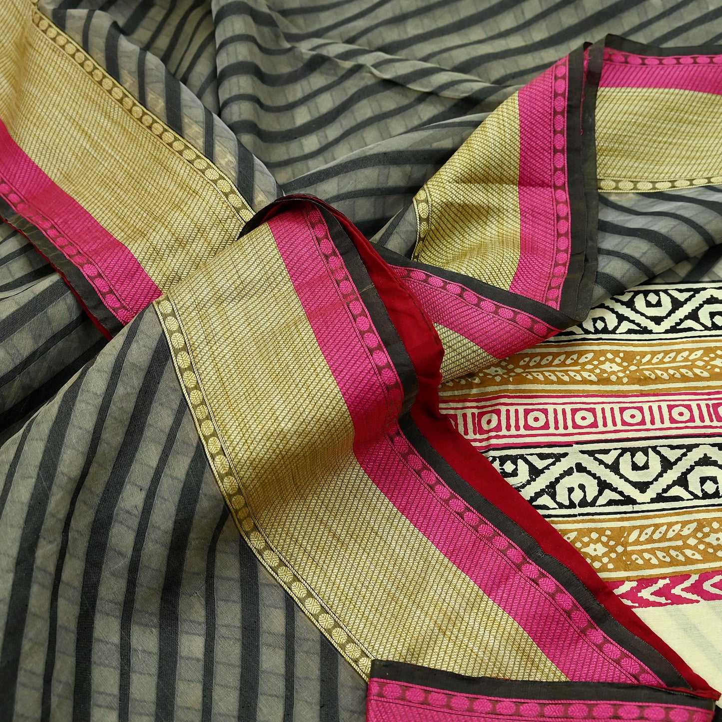 Indian Vintage Sari Gray & Black Hand Woven 100% Pure Organza Silk Saree Craft Fabric 5Yd Dress Making Crafting Quilting Upcycle