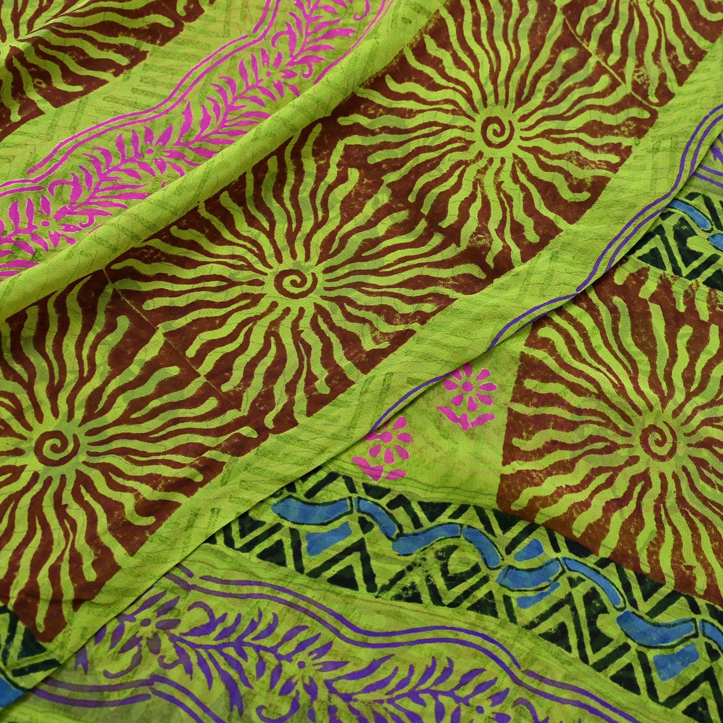 Indian Vintage Green Pure Georgette Silk Sari | 5 Yards Block Printed Floral Fabric | Sewing, Quilting, Dressmaking & Upcycle Crafts