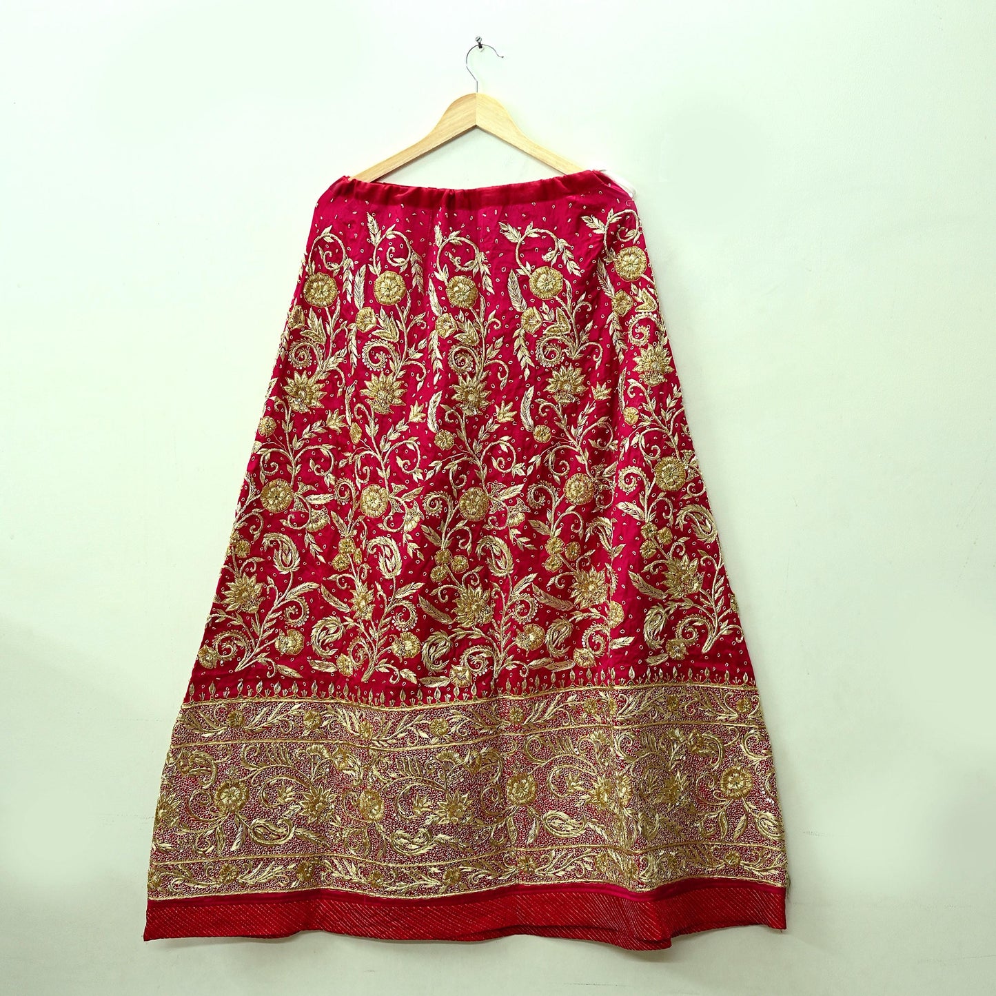 Indian Vintage Heavy Wedding Red Rajputana Phoshak skirt/Lehenga Pure Silk Hand Embroidered Bridal wear Ethnic Skirt Zardozi/ Dabka, Zari