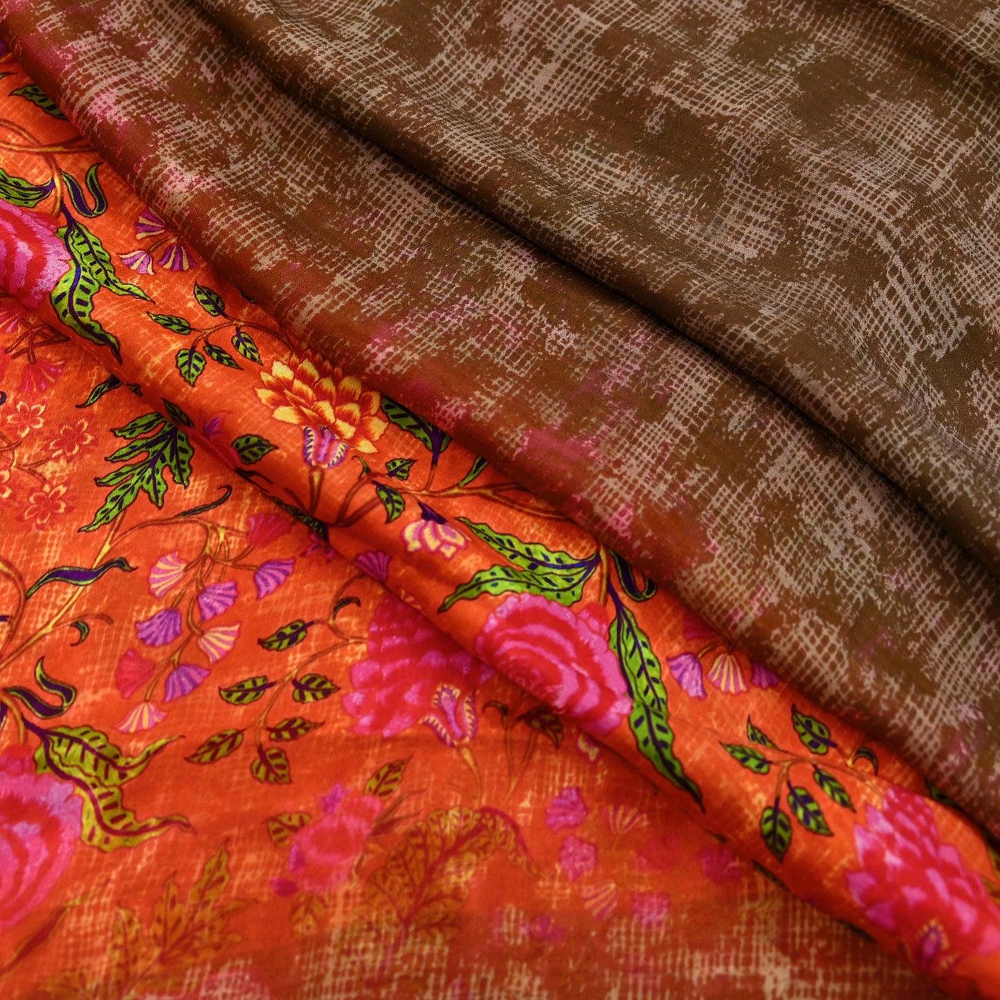 Indian Vintage Pure Silk Saree | Digital Printed Floral & Paisley Design | 5 Yards | Soft Craft Fabric for Dressmaking, Quilting,  Upcycling