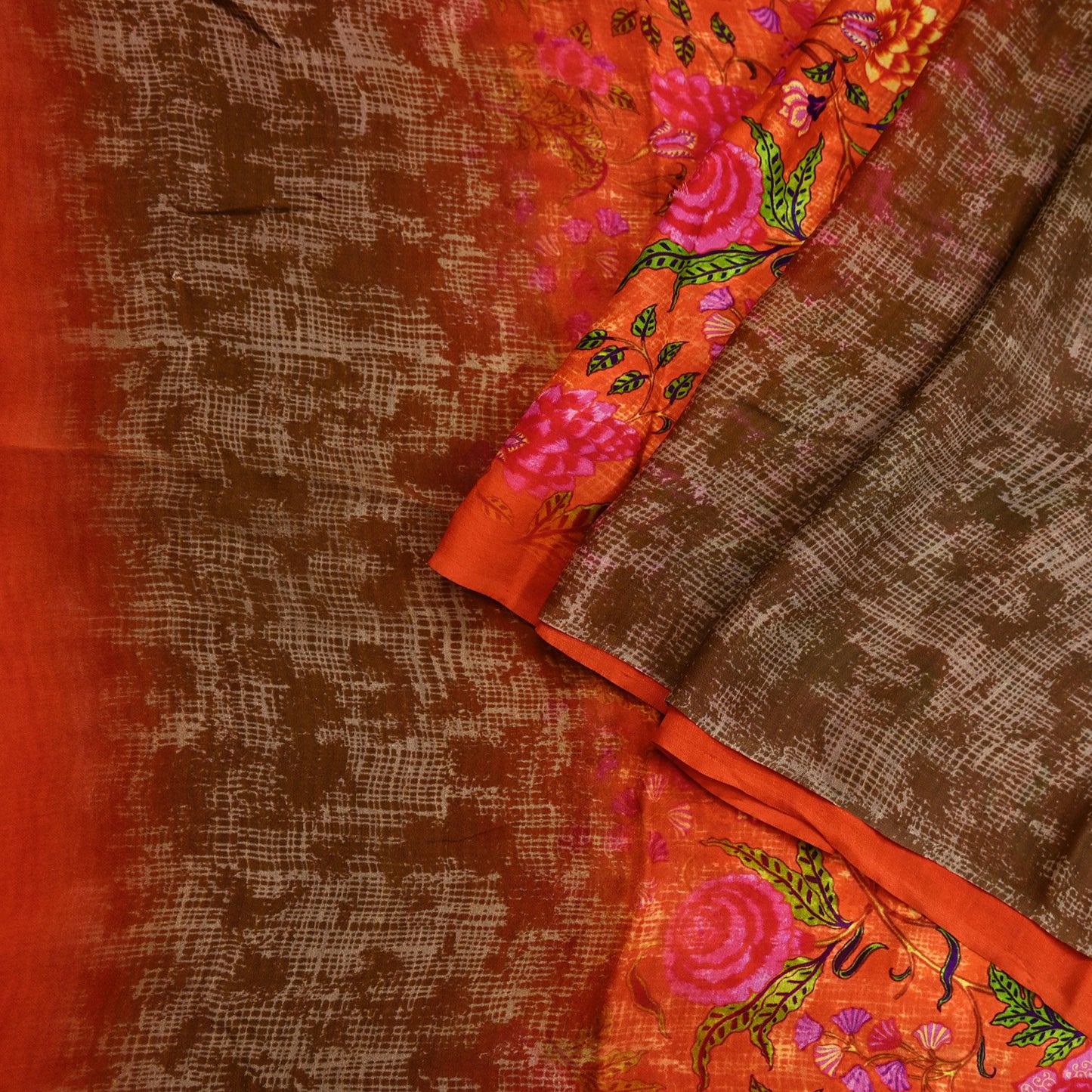 Indian Vintage Pure Silk Saree | Digital Printed Floral & Paisley Design | 5 Yards | Soft Craft Fabric for Dressmaking, Quilting,  Upcycling