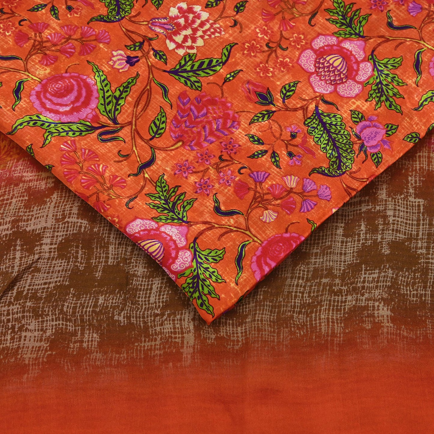 Indian Vintage Pure Silk Saree | Digital Printed Floral & Paisley Design | 5 Yards | Soft Craft Fabric for Dressmaking, Quilting,  Upcycling