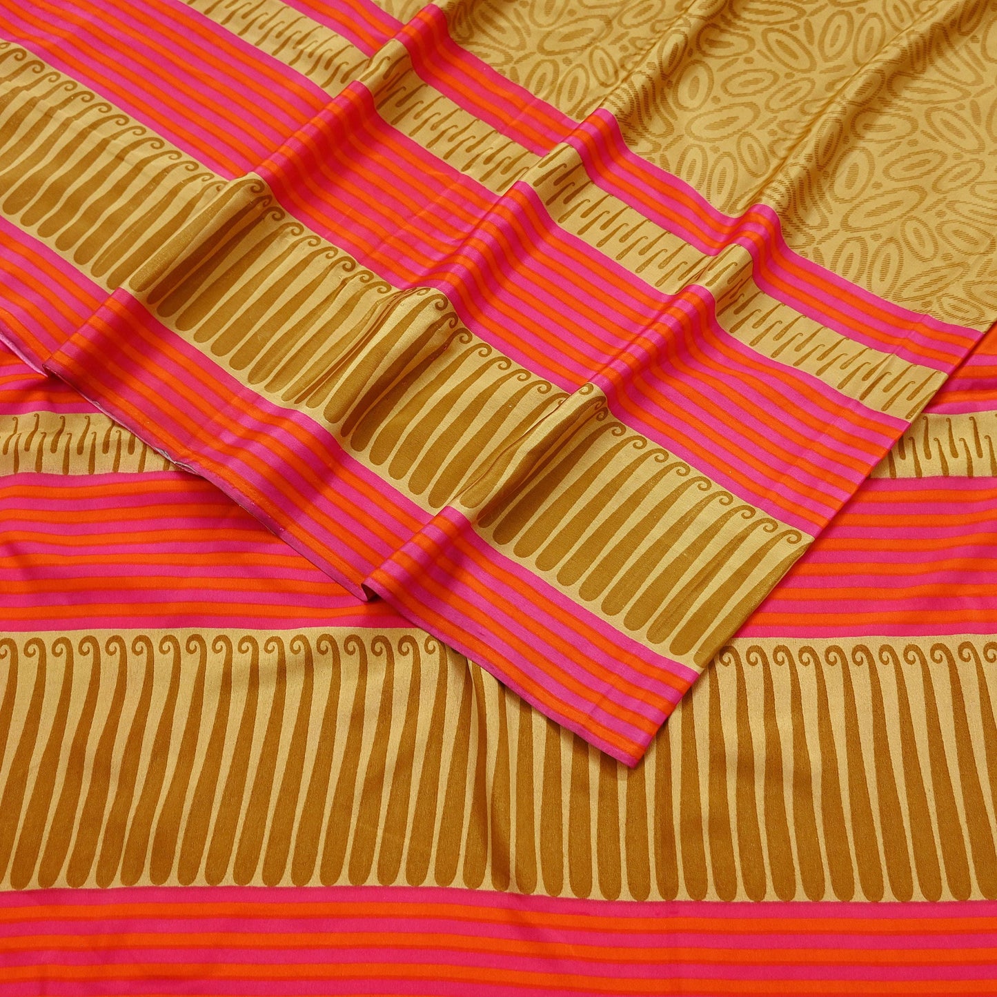 Indian Vintage Moss Crepe Saree | Printed Floral Sari Fabric | 6 Yards | Soft Craft Fabric for Sewing, Dressmaking, Quilting,Upcycling