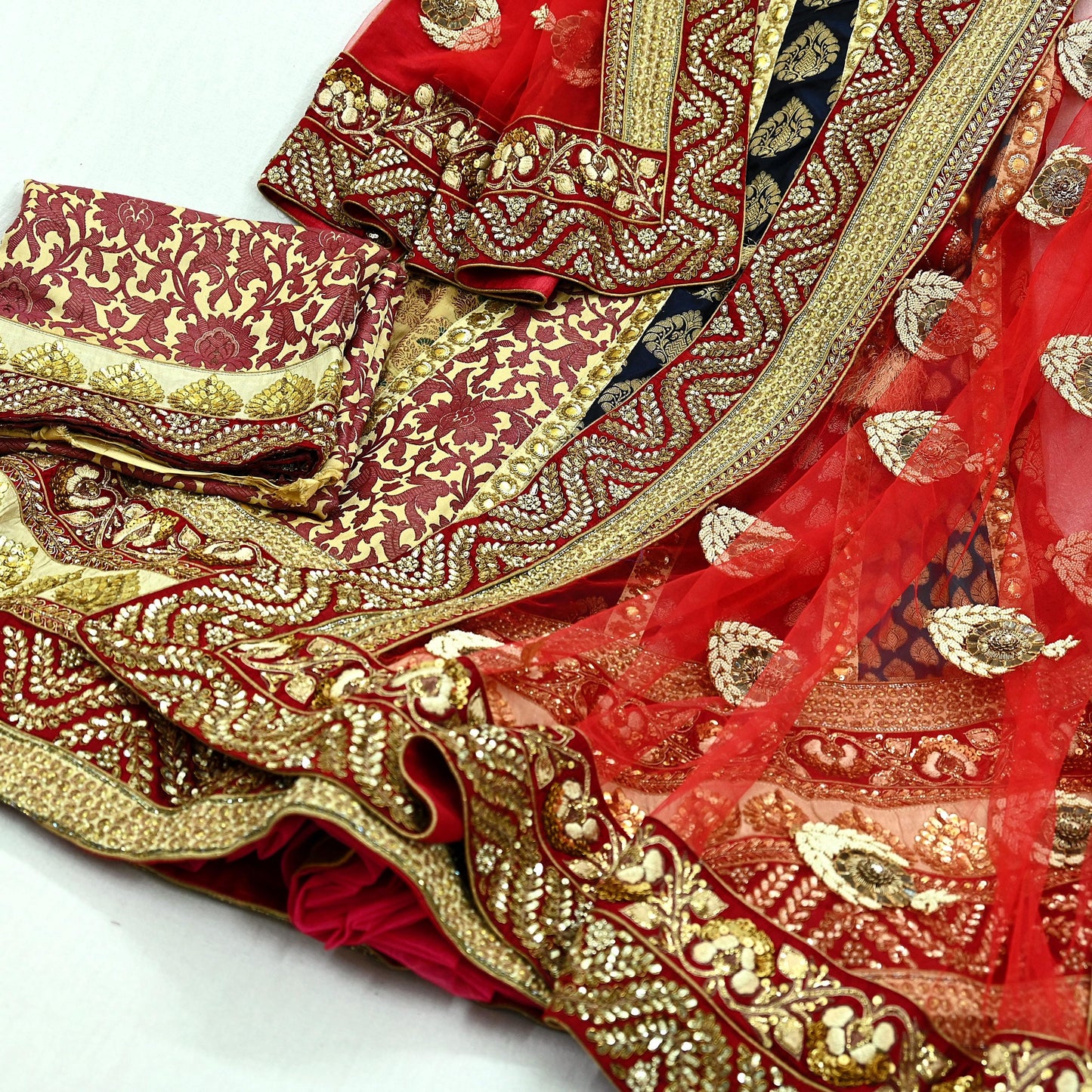 Indian New Heavy Multi Colored Pure Silk/Net Hand Embroidered Lehenga 3pcs Set By Designer Sabyasachi Bridal Wear With Blouse Fabric