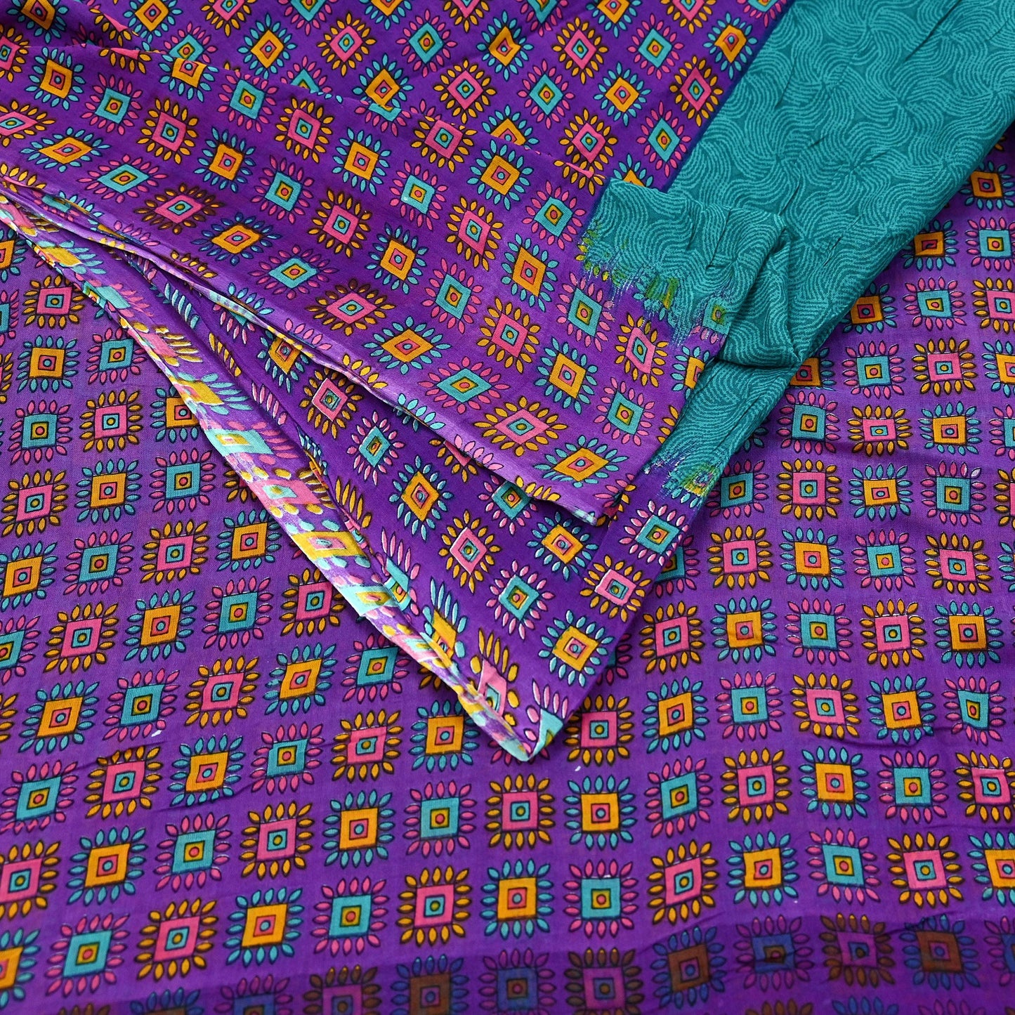 Indian Vintage Sari Purple & Green Pure Cotton Printed Saree 5Yd Craft Fabric Sewing Sarong Wrap Boho Floral Quilting crafting dressmaking