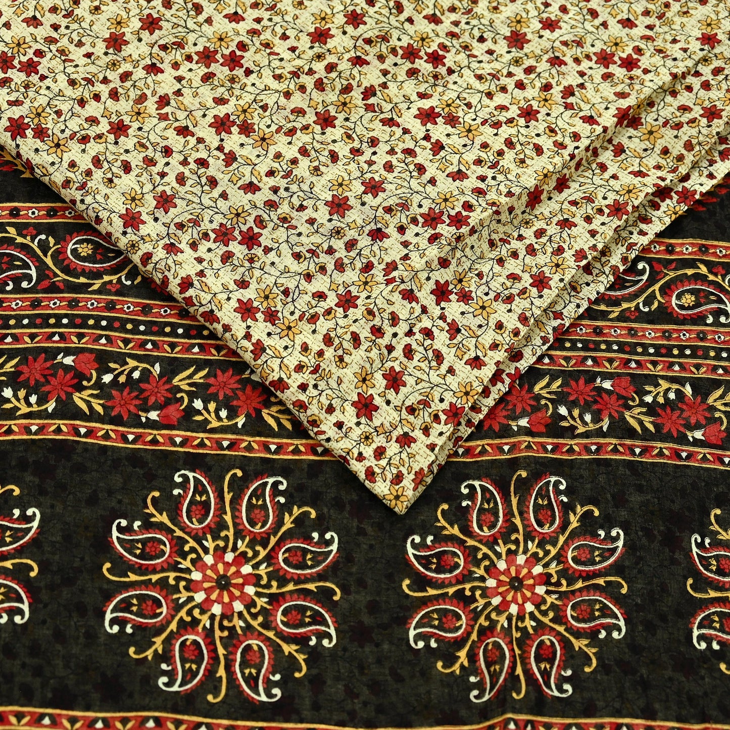 Indian Vintage Sari Beige & Black Printed Pure Cotton Sarees Fabric Floral 5Yd Sarong Wrap Boho Fabric Kimono Soft Dress making Crafting