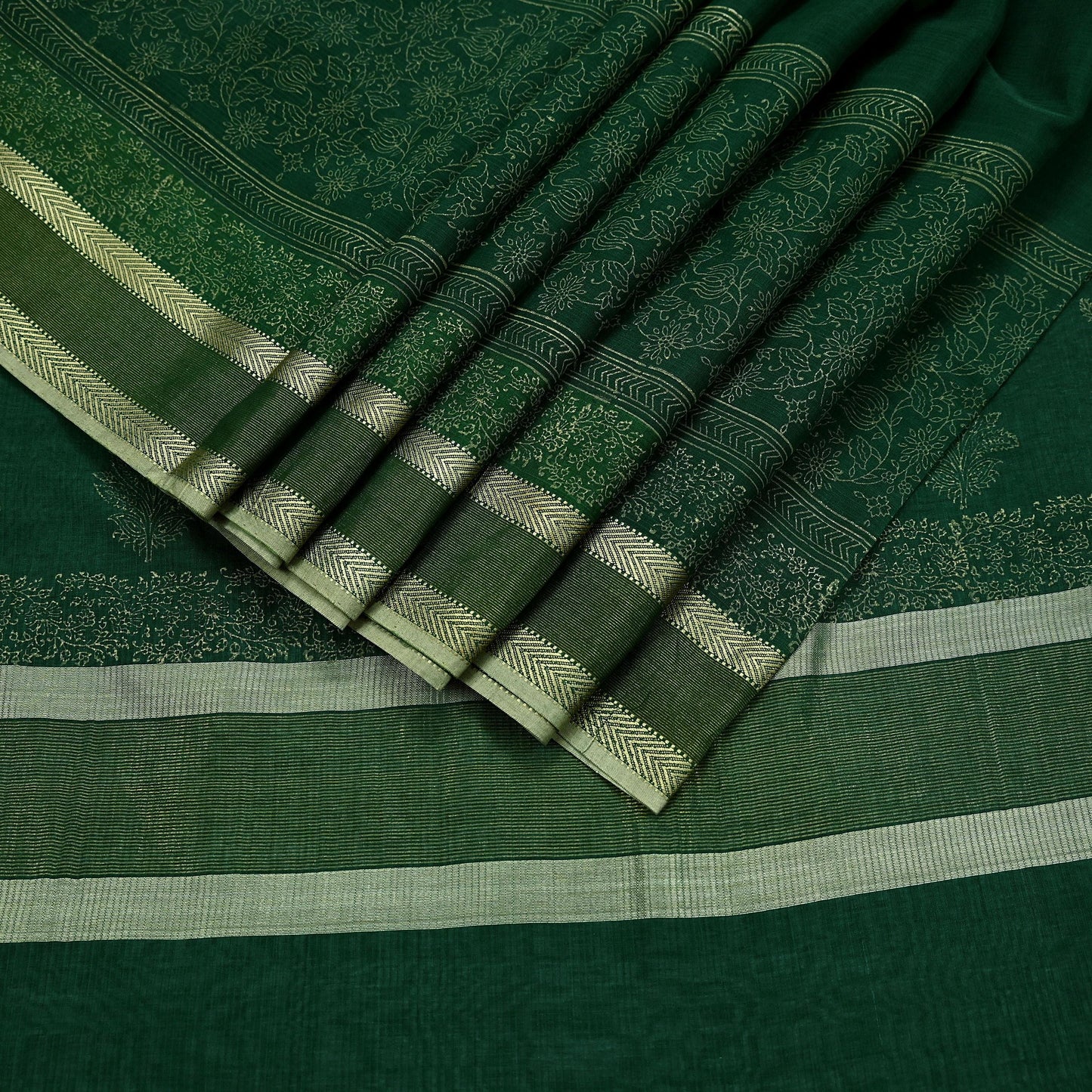 Indian Vintage Sari Green Block Printed Sari Pure chanderi Silk Saree Craft Fabric 5Yd Floral Soft Zari Dress making For Crafting Quilting