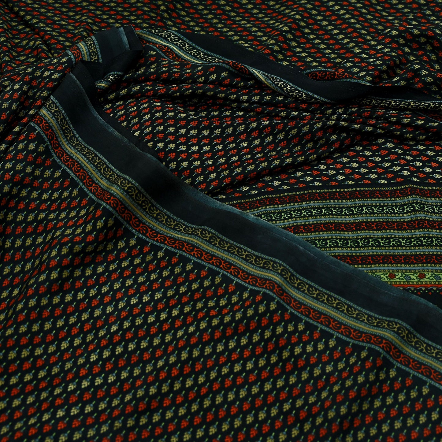 Indian Vintage Saree Black Moss Crepe Printed Sari 5yd Sewing Floral Soft Craft Fabric Dressmaking Quilting For Crafting Upcycle