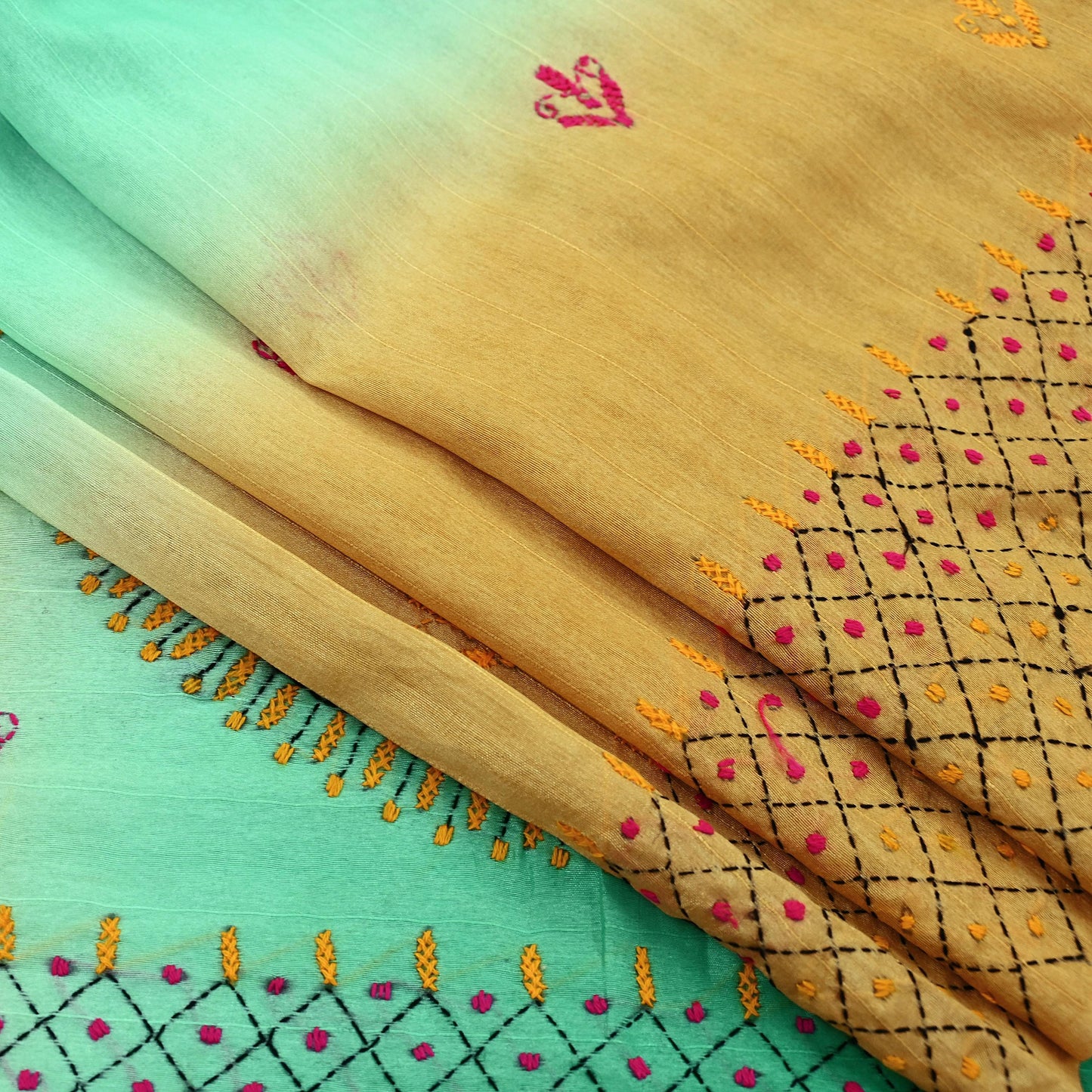 Indian Vintage Sari Green Artificial Silk Hand Embroidered Kantha Sarees Craft Fabric 5yd Sewing Soft Dress Making Crafting Upcycle Quilting