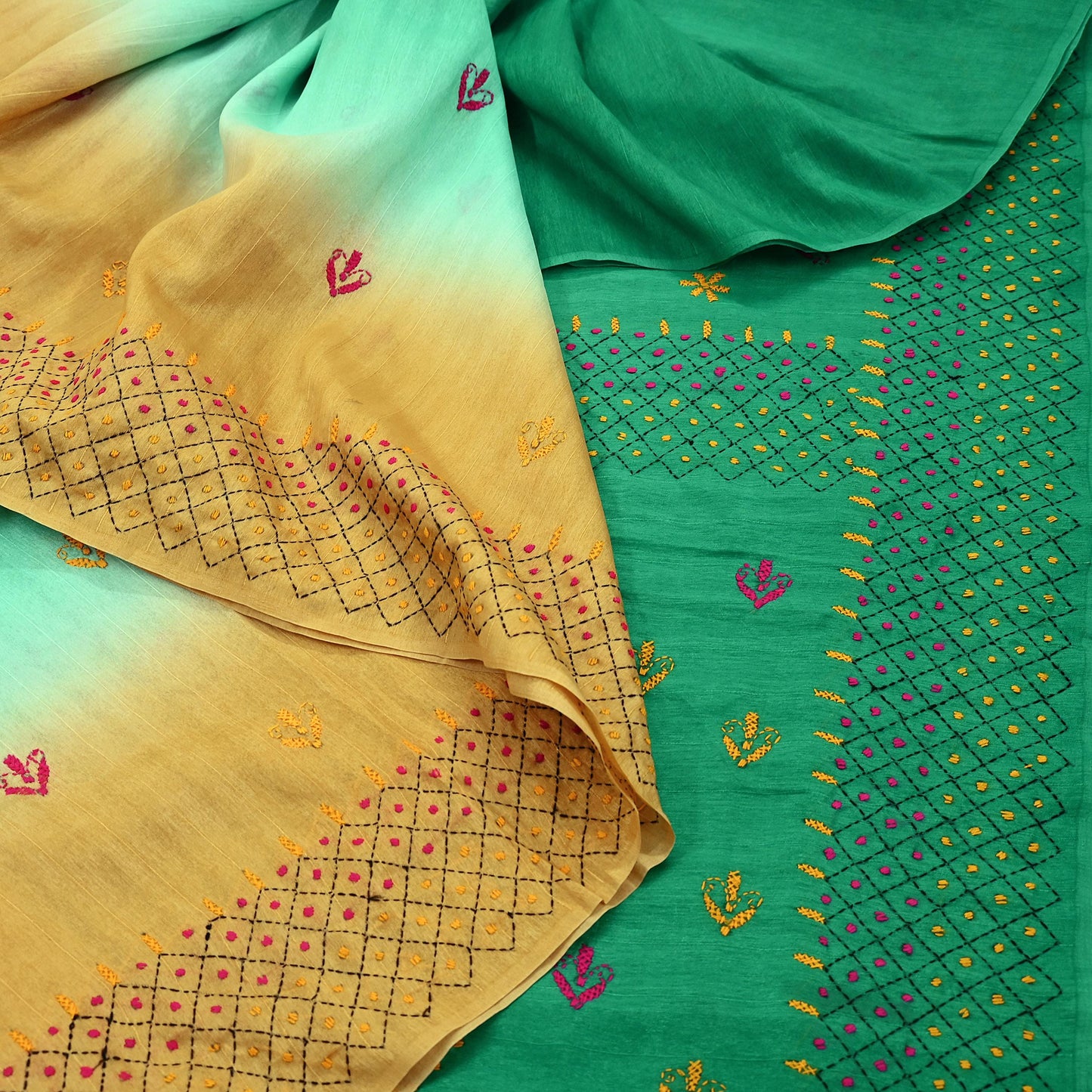 Indian Vintage Sari Green Artificial Silk Hand Embroidered Kantha Sarees Craft Fabric 5yd Sewing Soft Dress Making Crafting Upcycle Quilting