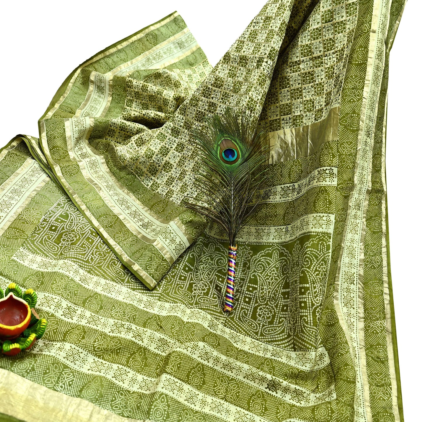 Indian Vintage Sari Green & Ivory Pure Silk Hand Woven Bandhani Gharchola Sarees 5yd Craft Fabric Sewing Zari Ethnic Bollywood sarees