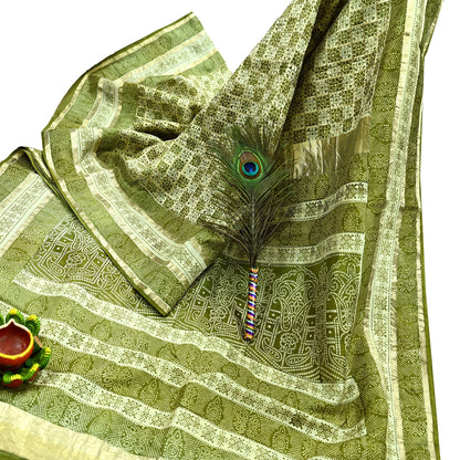 Indian Vintage Sari Green & Ivory Pure Silk Hand Woven Bandhani Gharchola Sarees 5yd Craft Fabric Sewing Zari Ethnic Bollywood sarees