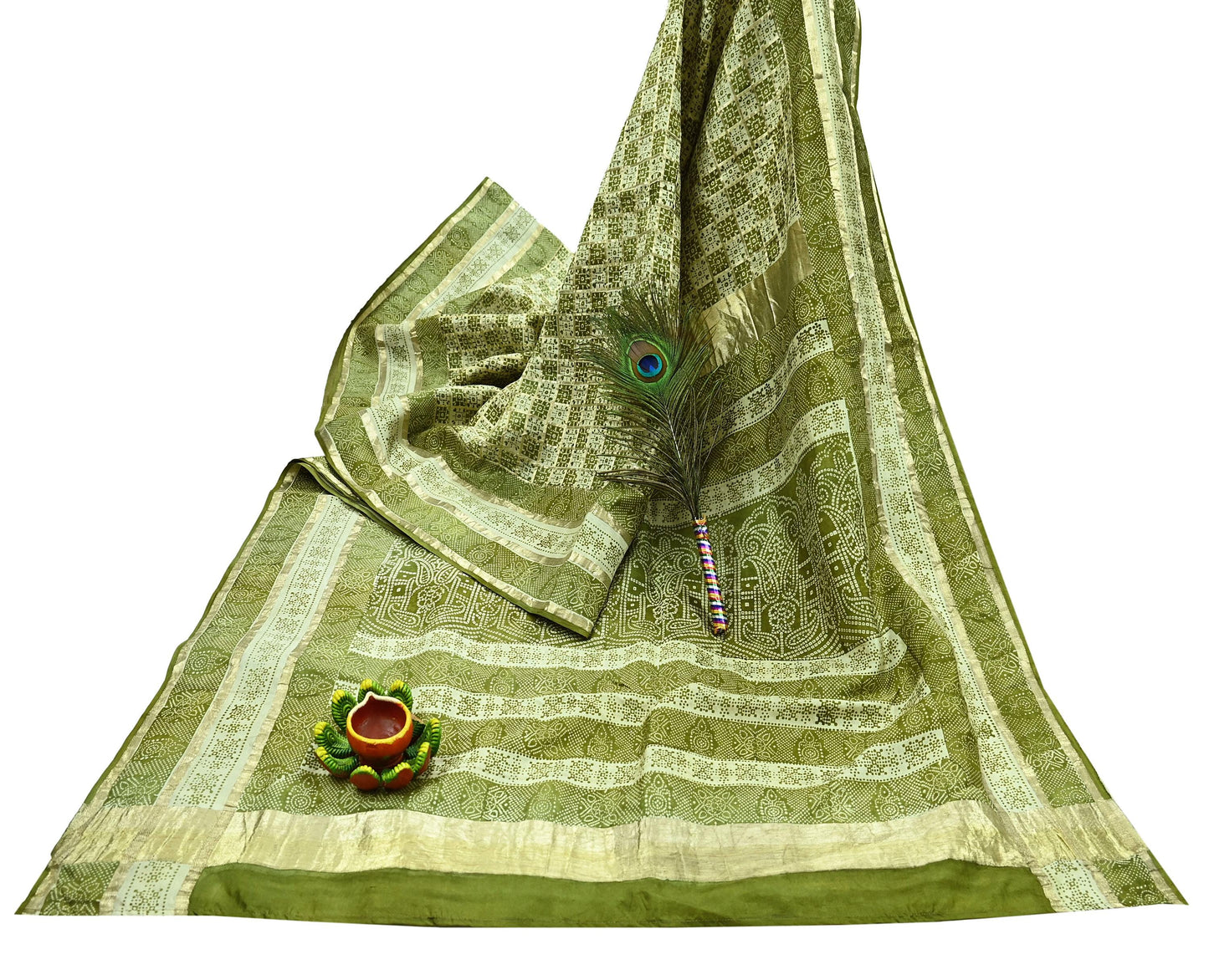Indian Vintage Sari Green & Ivory Pure Silk Hand Woven Bandhani Gharchola Sarees 5yd Craft Fabric Sewing Zari Ethnic Bollywood sarees