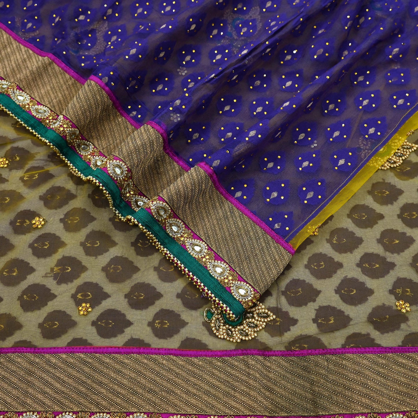 Indian Vintage Heavy Sari Net/Mesh Embroidered Sarees Fabric 5Yd Sewing Soft Sequins Floral Zari Bridal/wedding Saris Bollywood