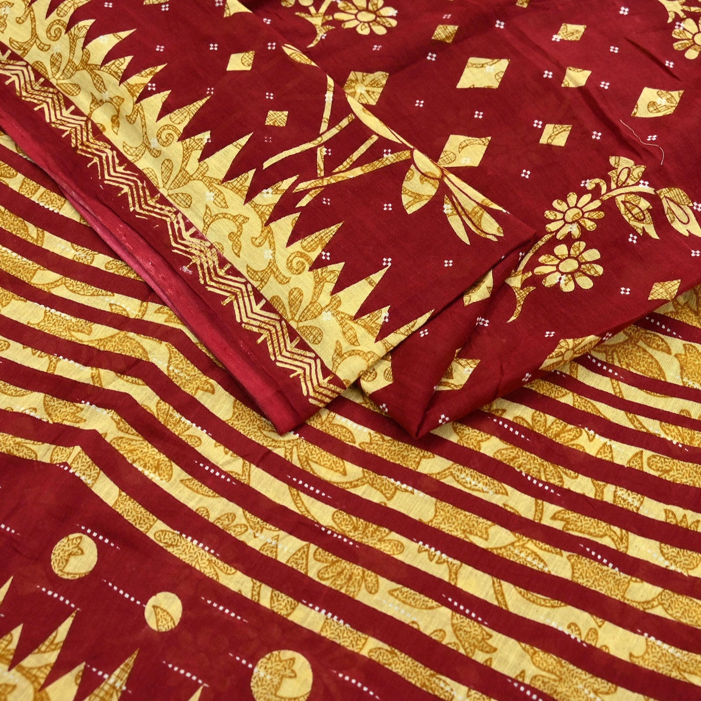 Indian Vintage Maroon Pure Cotton Printed Saree | Paisley & Floral Design | 5 Yards | Lightweight Craft Fabric for Sewing, Upcycling Soft