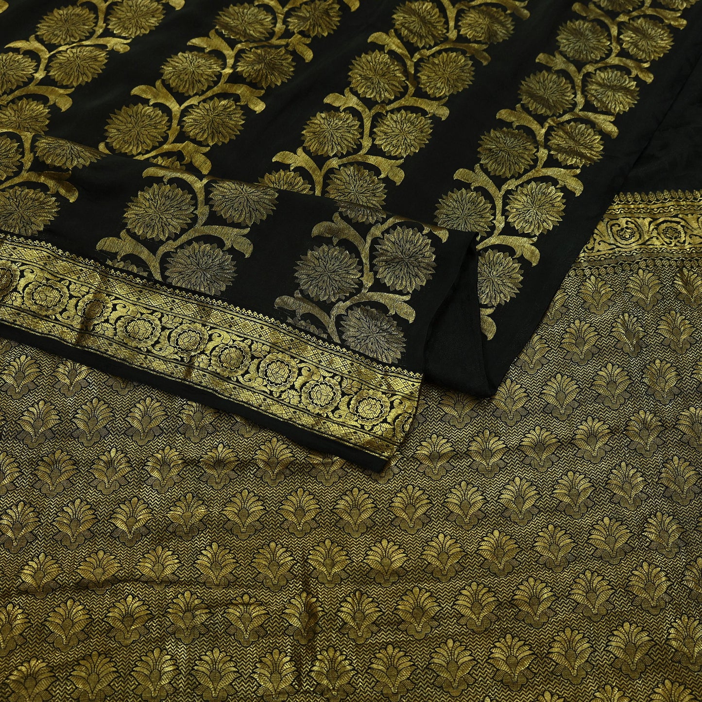 Indian Antique Vintage Black Kanjivaram Saree | Handwoven | 100% Pure Silk | Heavy Zari Work | 5 Yards Craft Fabric for Sewing, Dressmaking