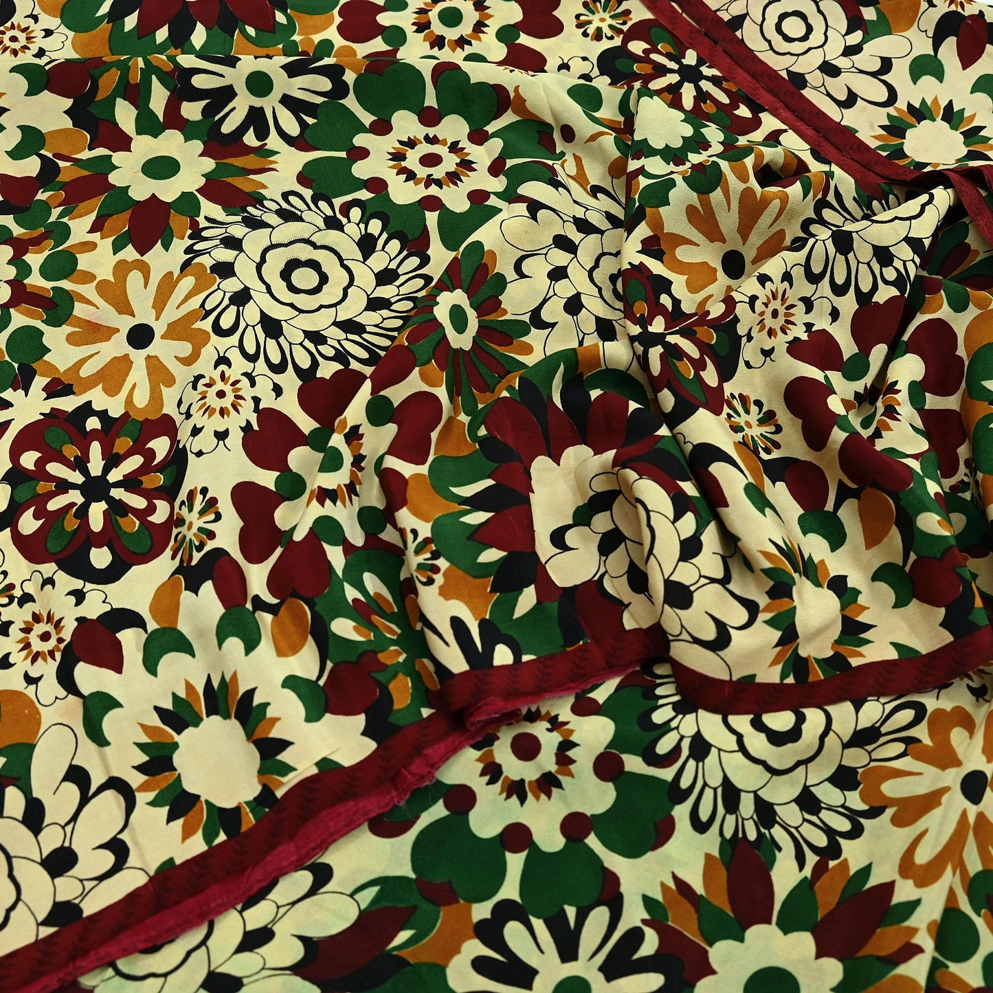 Indian Vintage Pure Crepe Silk Saree | Floral Print | 5 Yards | Soft Sewing Fabric for Dressmaking, Quilting, Crafting & Upcycling