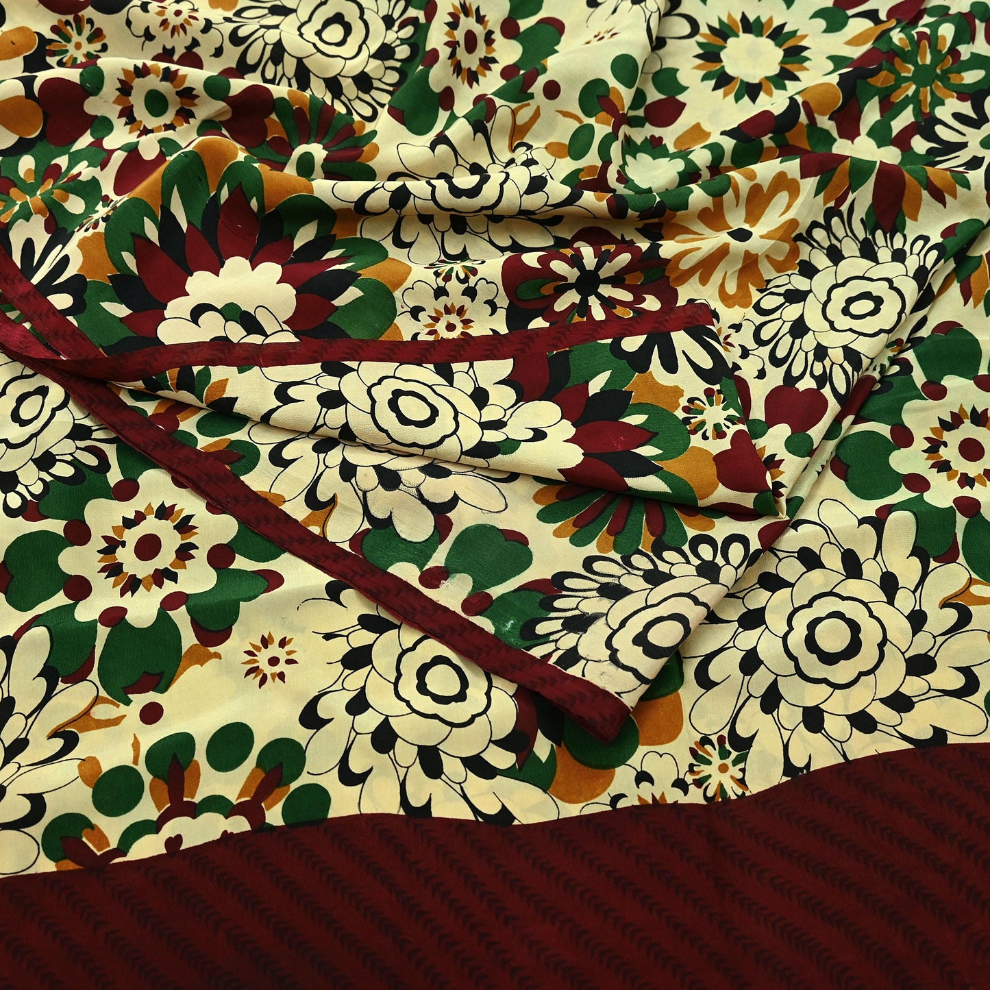 Indian Vintage Pure Crepe Silk Saree | Floral Print | 5 Yards | Soft Sewing Fabric for Dressmaking, Quilting, Crafting & Upcycling