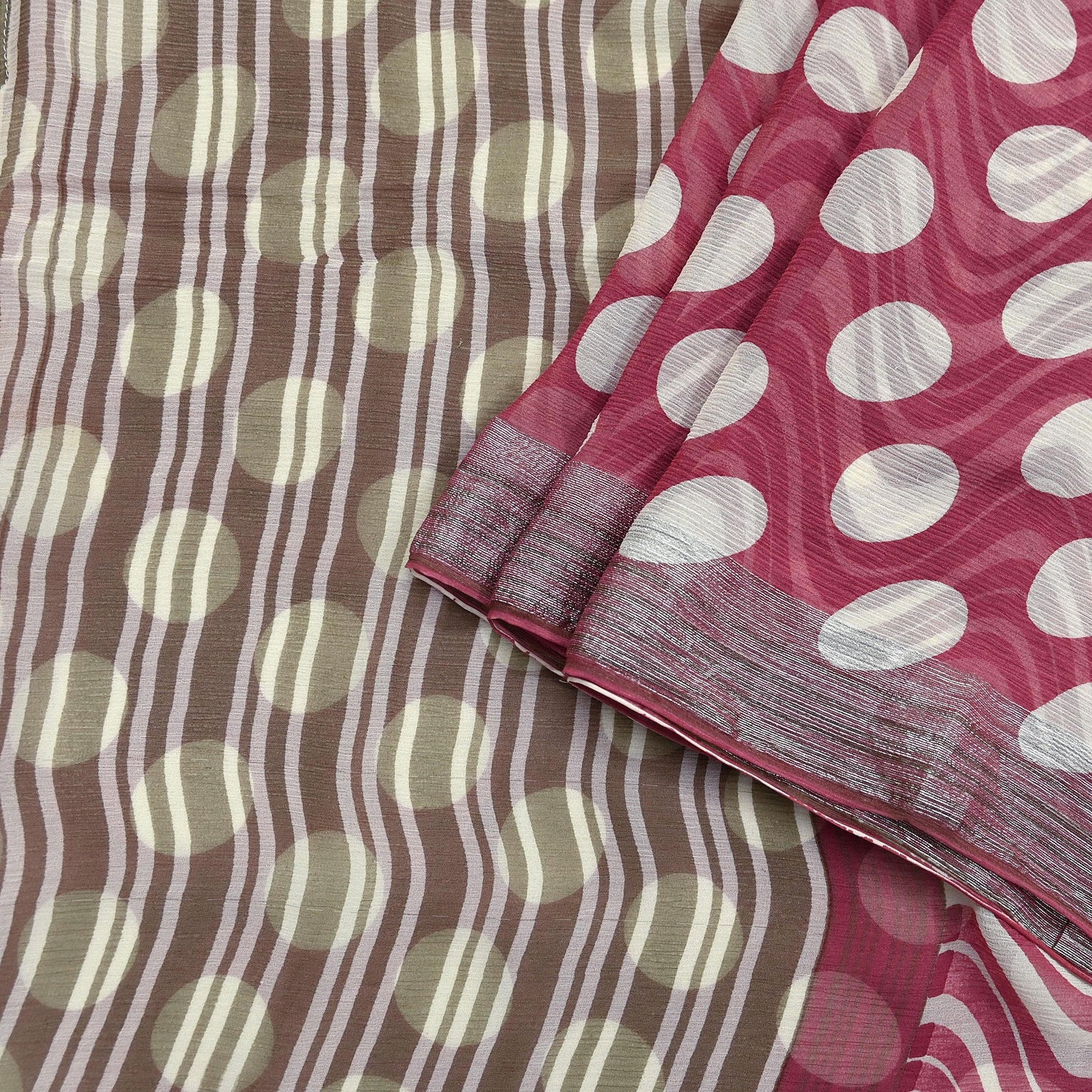 Indian Vintage Pure Chiffon Silk Saree | Printed Abstract Design | 5 Yards | Sheer Soft Fabric for Sewing, Dressmaking, Craft Projects