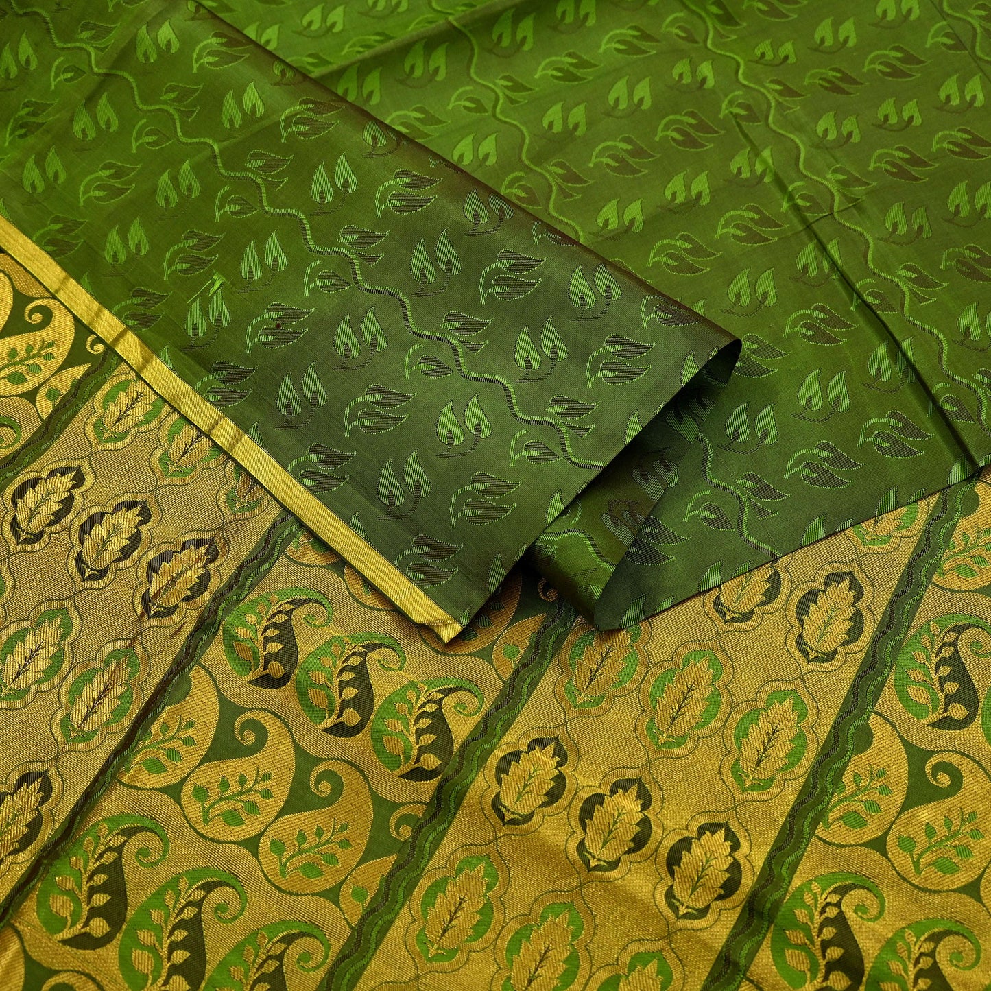 Indian Vintage Heavy Green Kanjivaram Saree 100% Pure Silk Zari 5Yd Floral Crafting Dress making Crafting Quilting Bollywood Saree