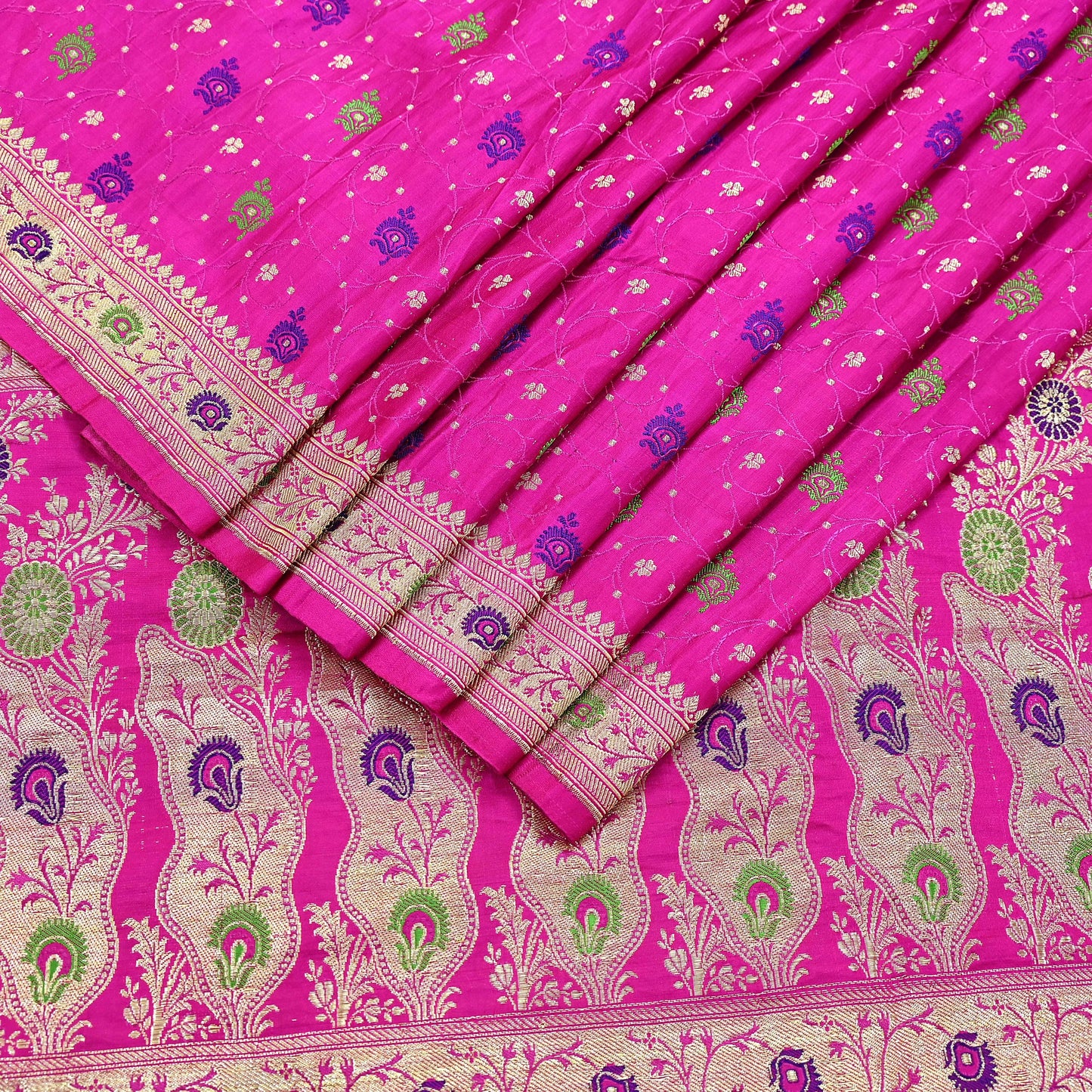 Indian Vintage Sari Magenta Heavy Pure Satin Silk Woven Banarasi Brocade Saree Zari 5Yd Ethnic Dress making Crafting Bollywood