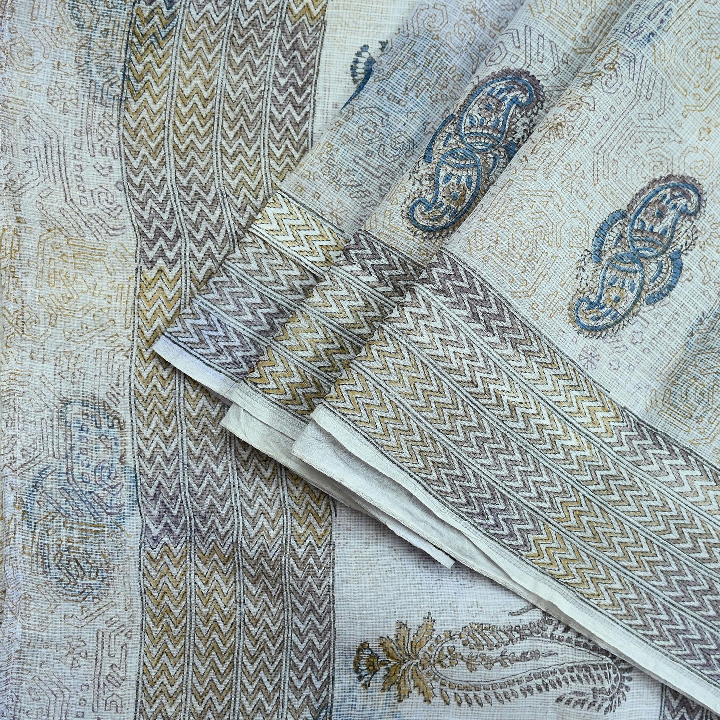 Indian Vintage White Printed Pure Cotton Saree | 5 Yards | Fabric for Sewing, Crafting, Quilting, Upcycling, Dressmaking, Boho