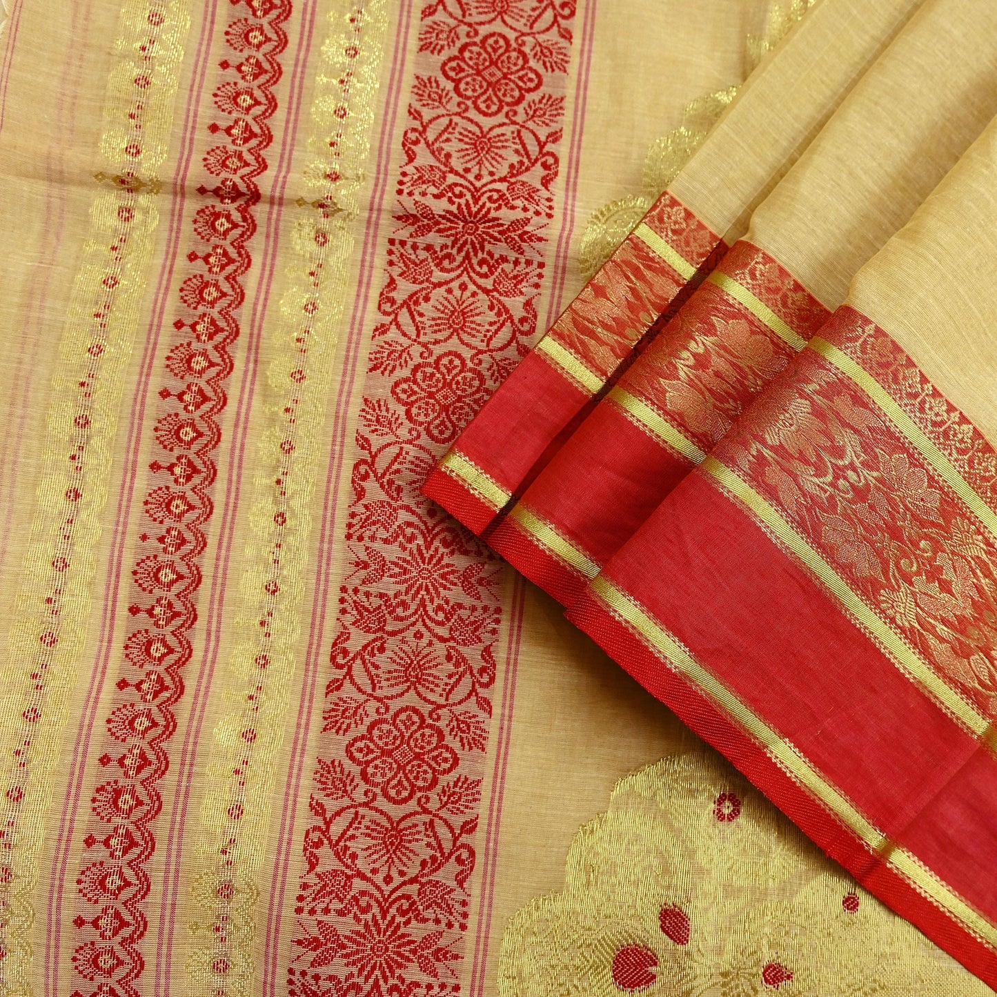 Vintage Sari Beige Pure Cotton Hand Woven Sarees Craft Fabric Zari 5Yd Sewing Soft Crafting Dress making Upcycle Quilting Zigzag