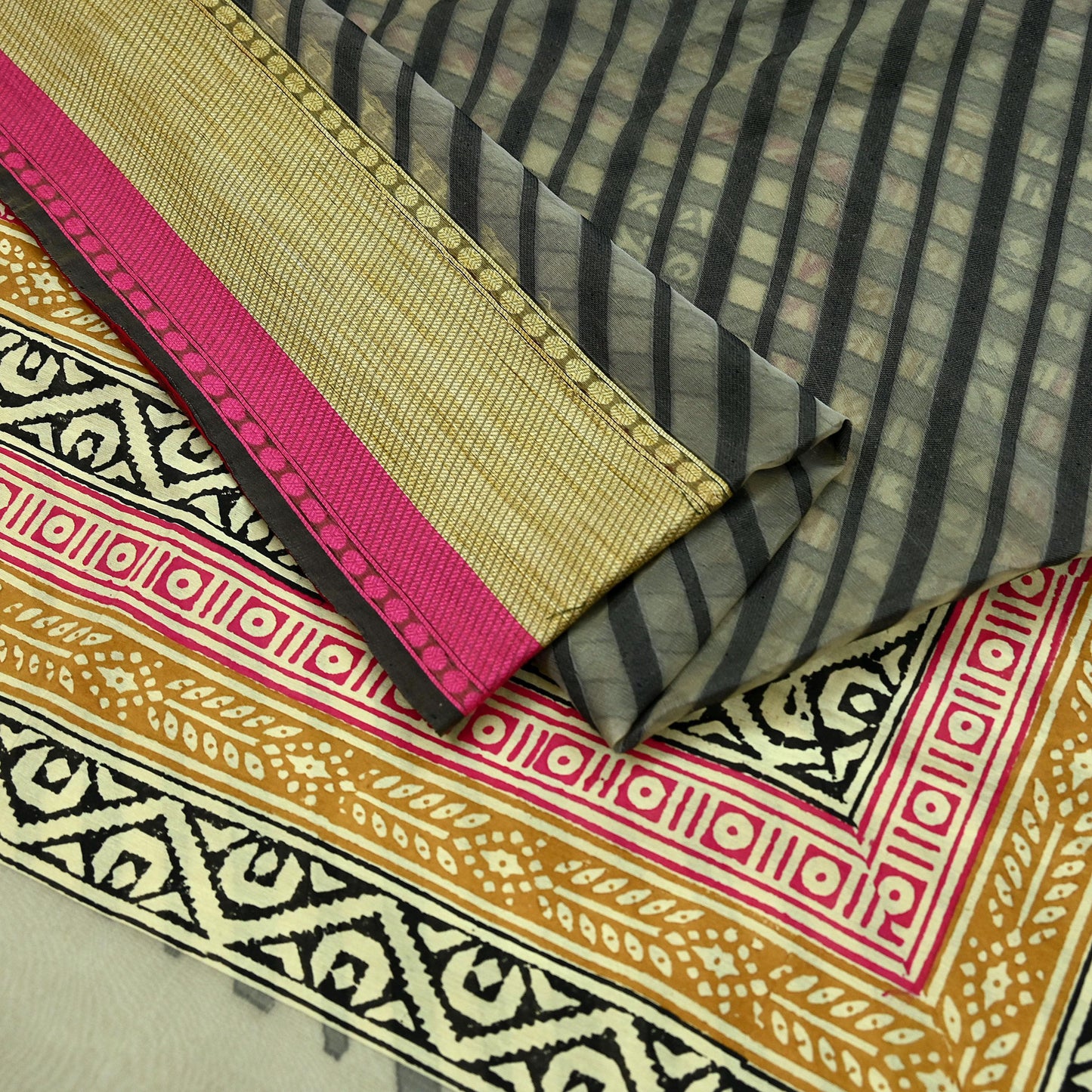 Indian Vintage Sari Gray & Black Hand Woven 100% Pure Organza Silk Saree Craft Fabric 5Yd Dress Making Crafting Quilting Upcycle