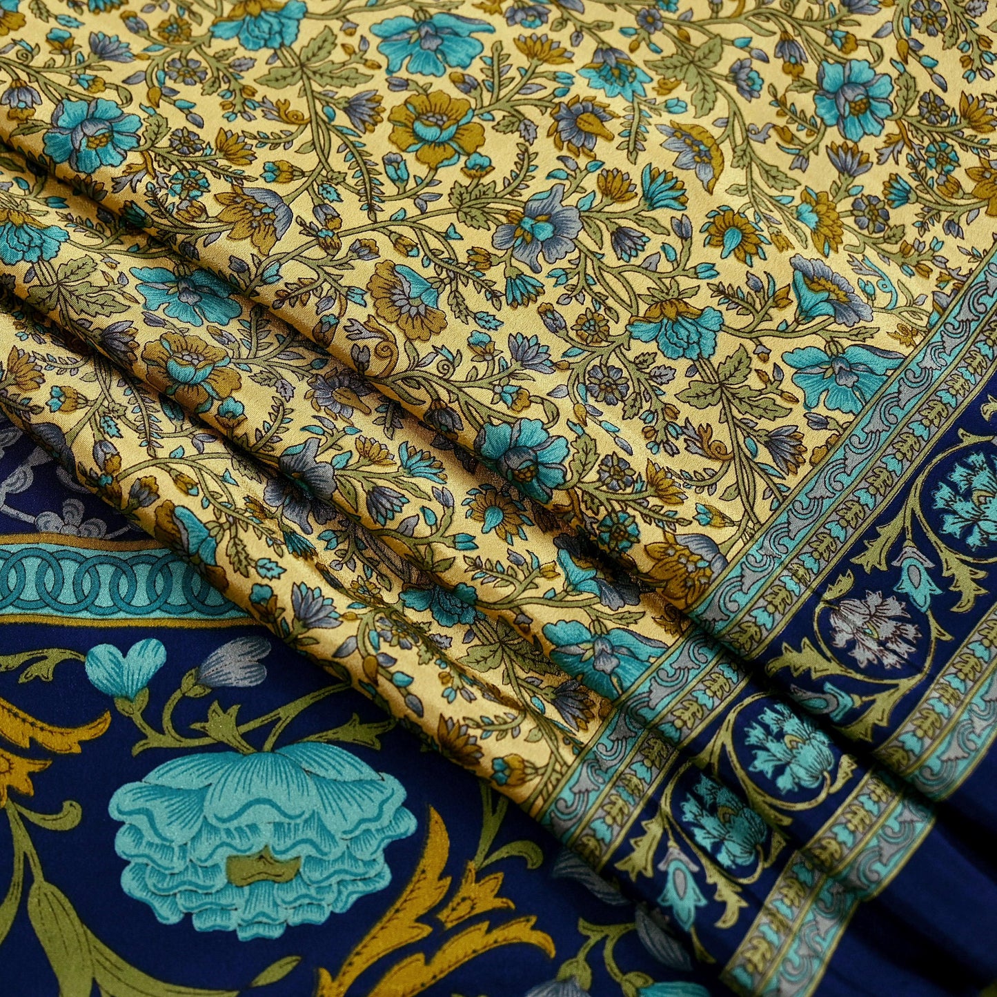 Indian Vintage Moss Crepe Saree | Printed Floral Sari Fabric | 6 Yards | Soft Craft Fabric for Sewing, Dressmaking, Quilting,Upcycling