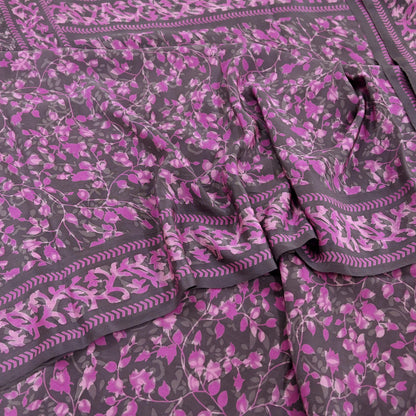 Indian Vintage Pure Crepe Silk Printed Saree | 6 Yards | Floral Craft Fabric | Soft Drape for Sewing, Dressmaking, Quilting &Upcycling