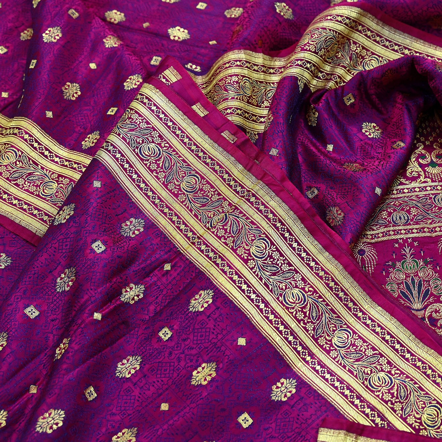 Indian Vintage Purple Banarasi Brocade Saree | Heavy Wedding Sari in Pure Satin Silk | Woven Zari Fabric for Crafting, Dressmaking