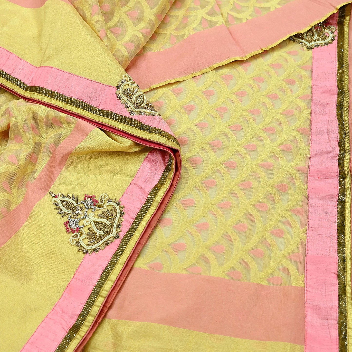 Indian Vintage Golden & Pink Sarees Hand Embroidered Woven Brocade Sari Fabric 6Yd Sewing Ethnic Zardozi Zari Floral Dress making