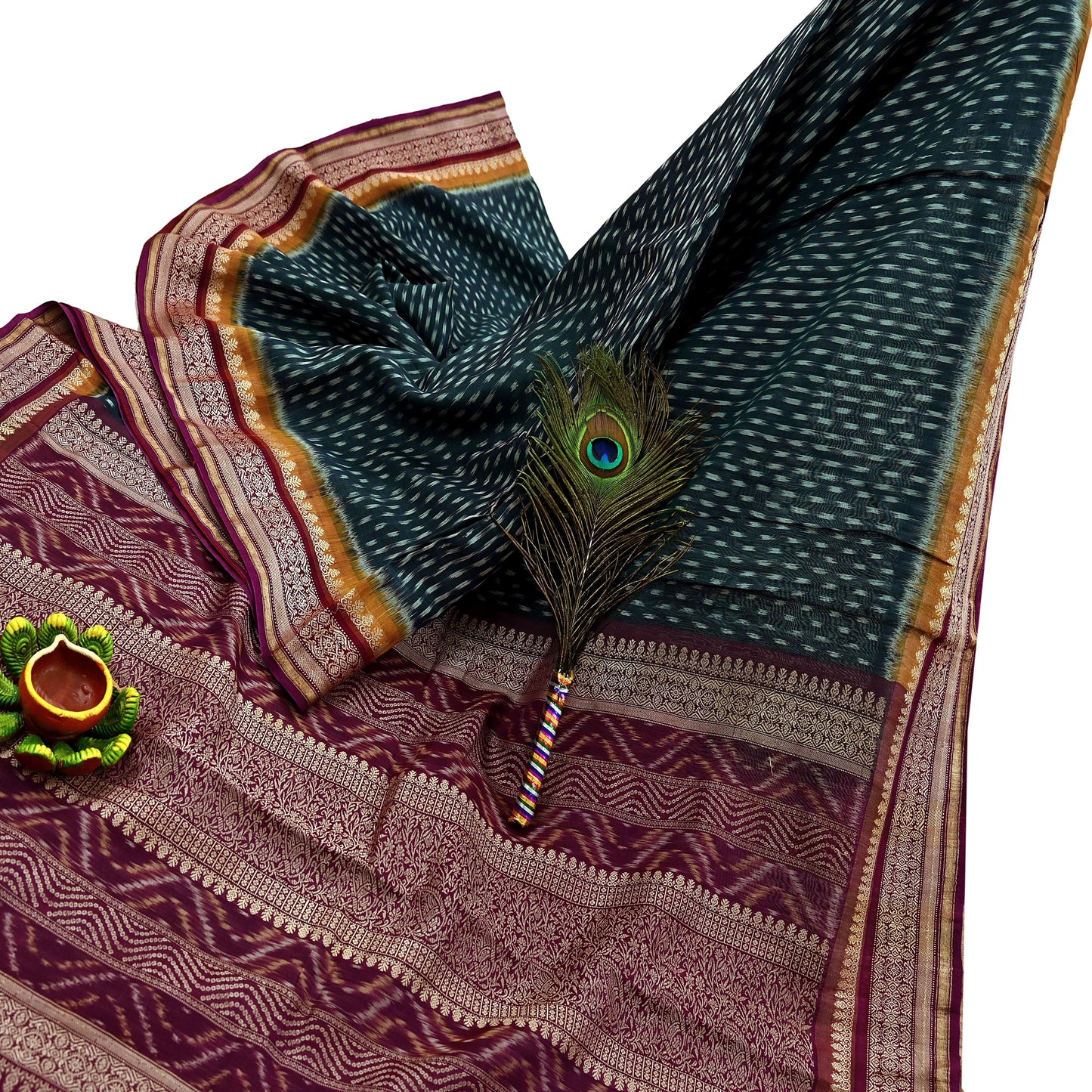 Indian Vintage Sari Black & Maroon Hand woven Sambalpuri Ikat Saree Pure Silk Craft Fabric 5Yd Ethnic Chackra Zari Border