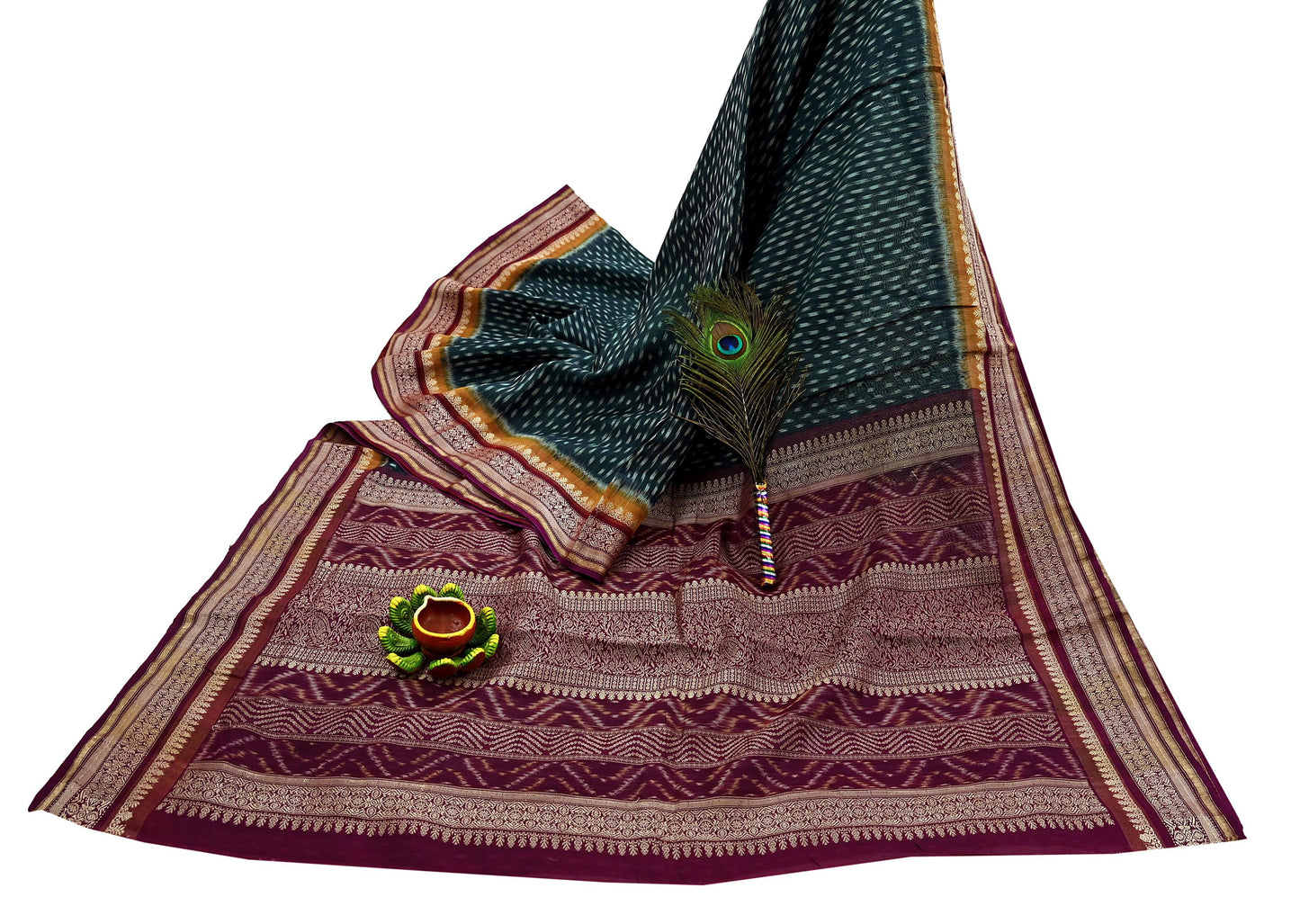 Indian Vintage Sari Black & Maroon Hand woven Sambalpuri Ikat Saree Pure Silk Craft Fabric 5Yd Ethnic Chackra Zari Border