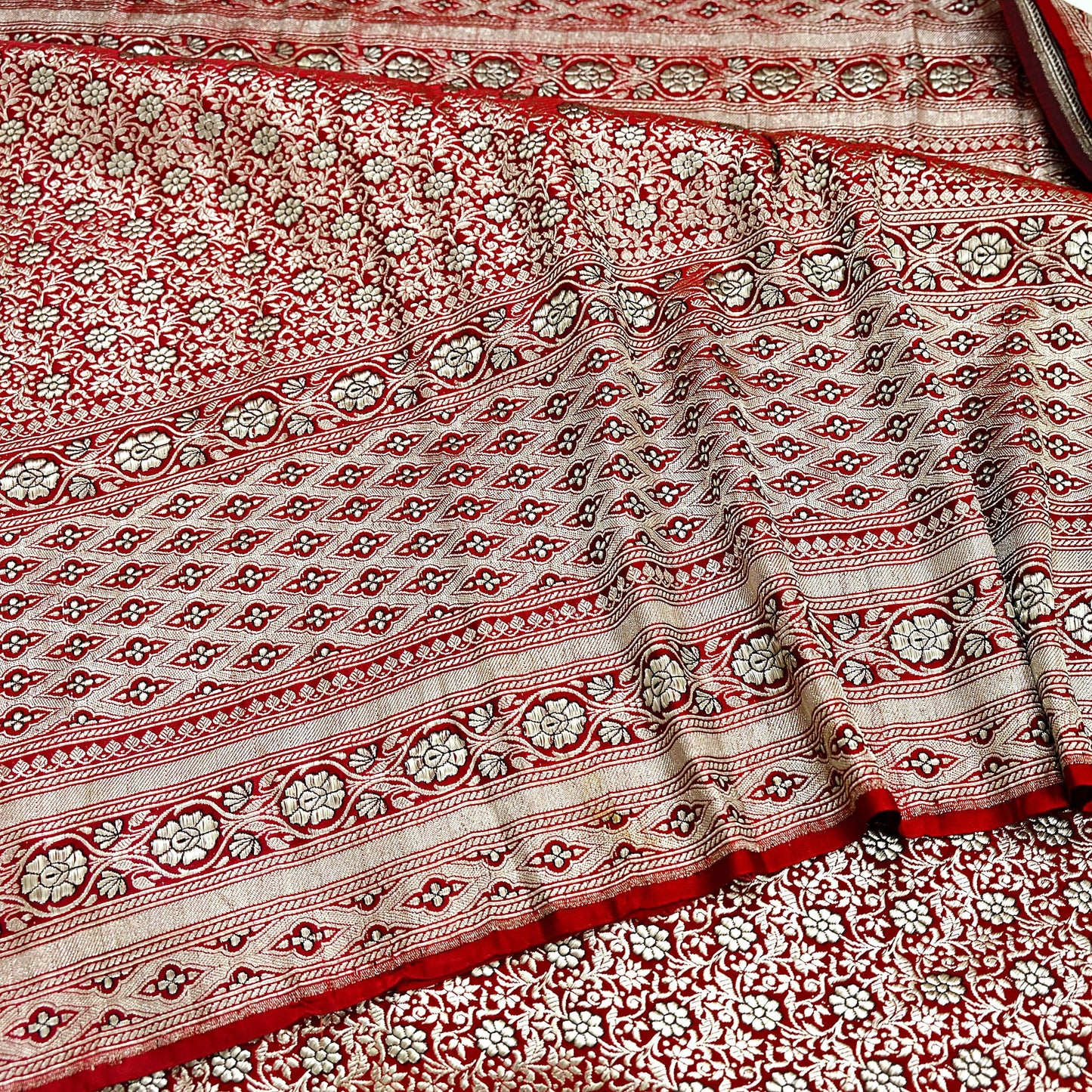 Indian Vintage Sari Red Heavy Wedding Pure Satin Silk Woven Banarasi Brocade Saree Zari 5Yd Craft Fabric Ethnic Dress making Crafting