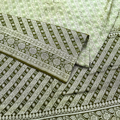 Indian Vintage Green Heavy Wedding Saree Pure Satin Silk Woven Banarasi Brocade Sari Craft Fabric Zari 5Yd Dress Making Crafting used