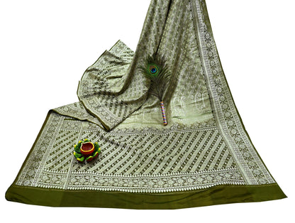 Indian Vintage Green Heavy Wedding Saree Pure Satin Silk Woven Banarasi Brocade Sari Craft Fabric Zari 5Yd Dress Making Crafting used