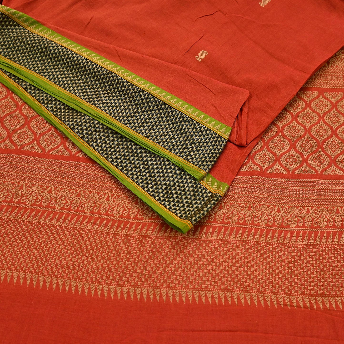 Indian Vintage Sari Orange Pure Cotton Hand Woven Sarees Craft Fabric 5-yards Ethnic Crafting Quilting Dress Making Quilting Upcycle