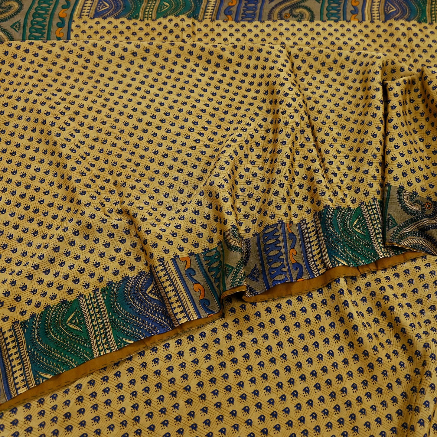 Indian Vintage Pure Crepe Silk Saree | Floral Print | 5 Yards | Soft Sewing Fabric for Dressmaking, Quilting, Crafting & Upcycling